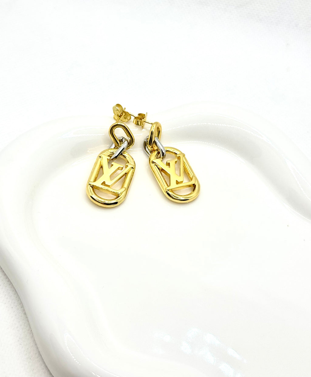 Lv earrings no10