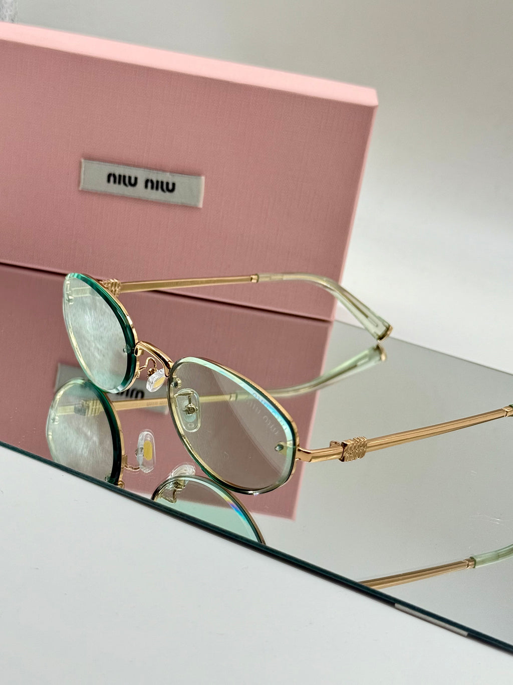 Miu Miu sunglass no23