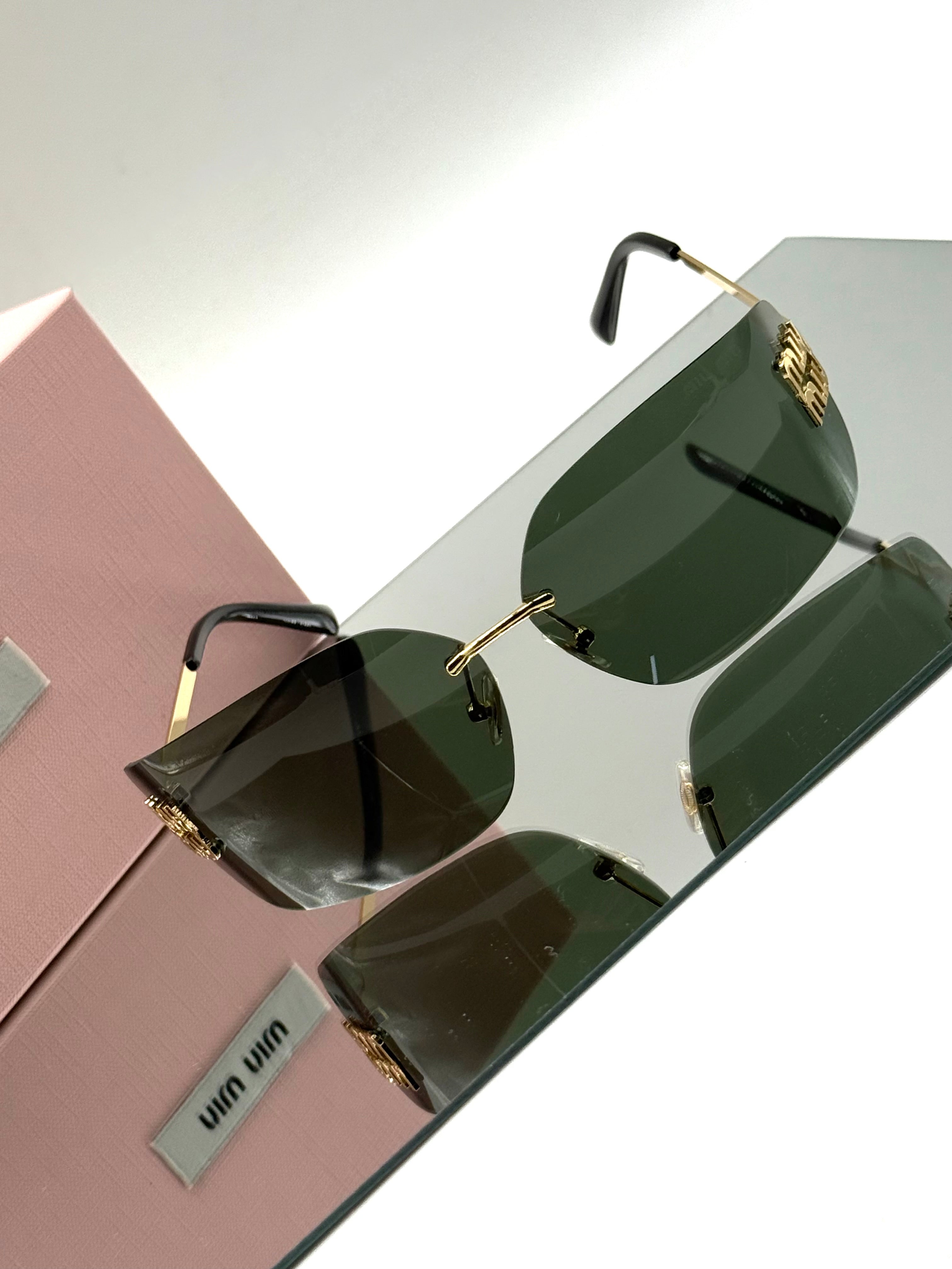 Miu Miu sunglass no11