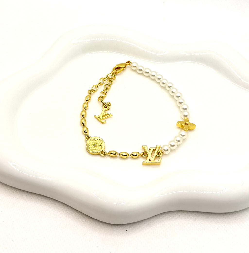 LV bracelet no4