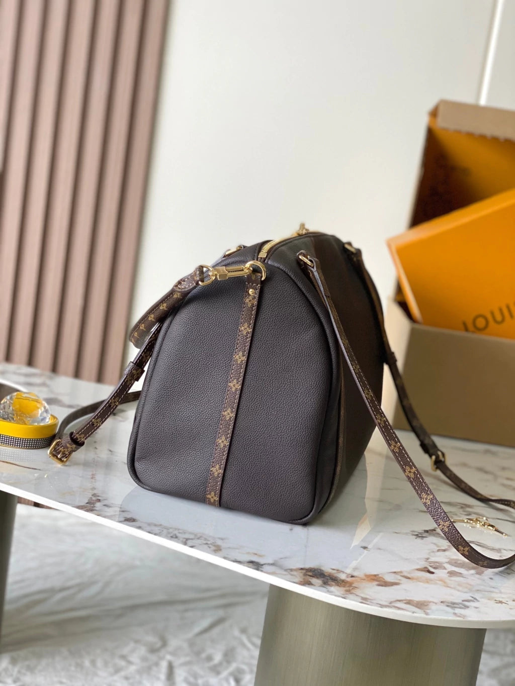 LOUIS VUITTON EXPRESS TRAVEL BROWN