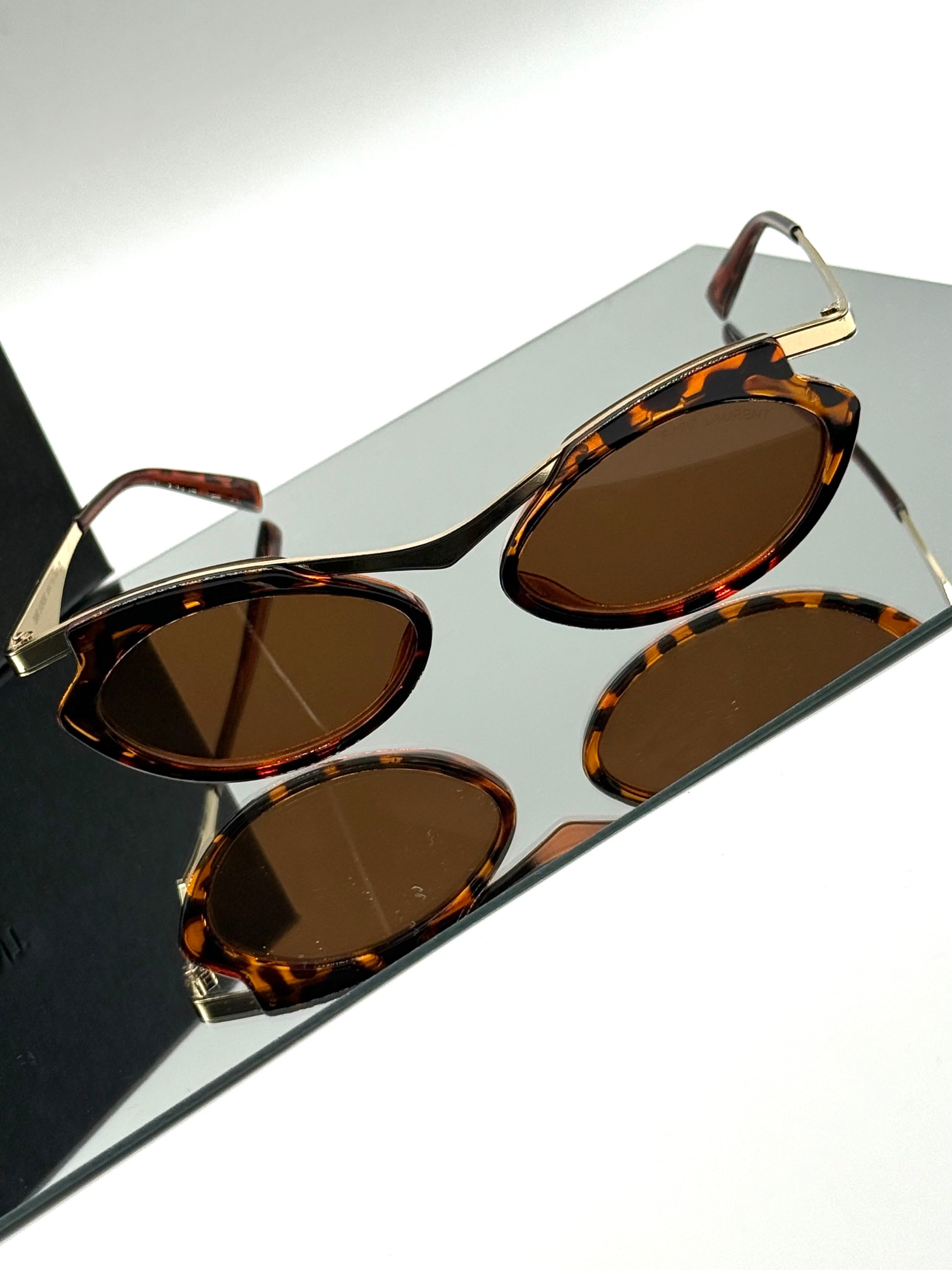 Ysl sunglass no5