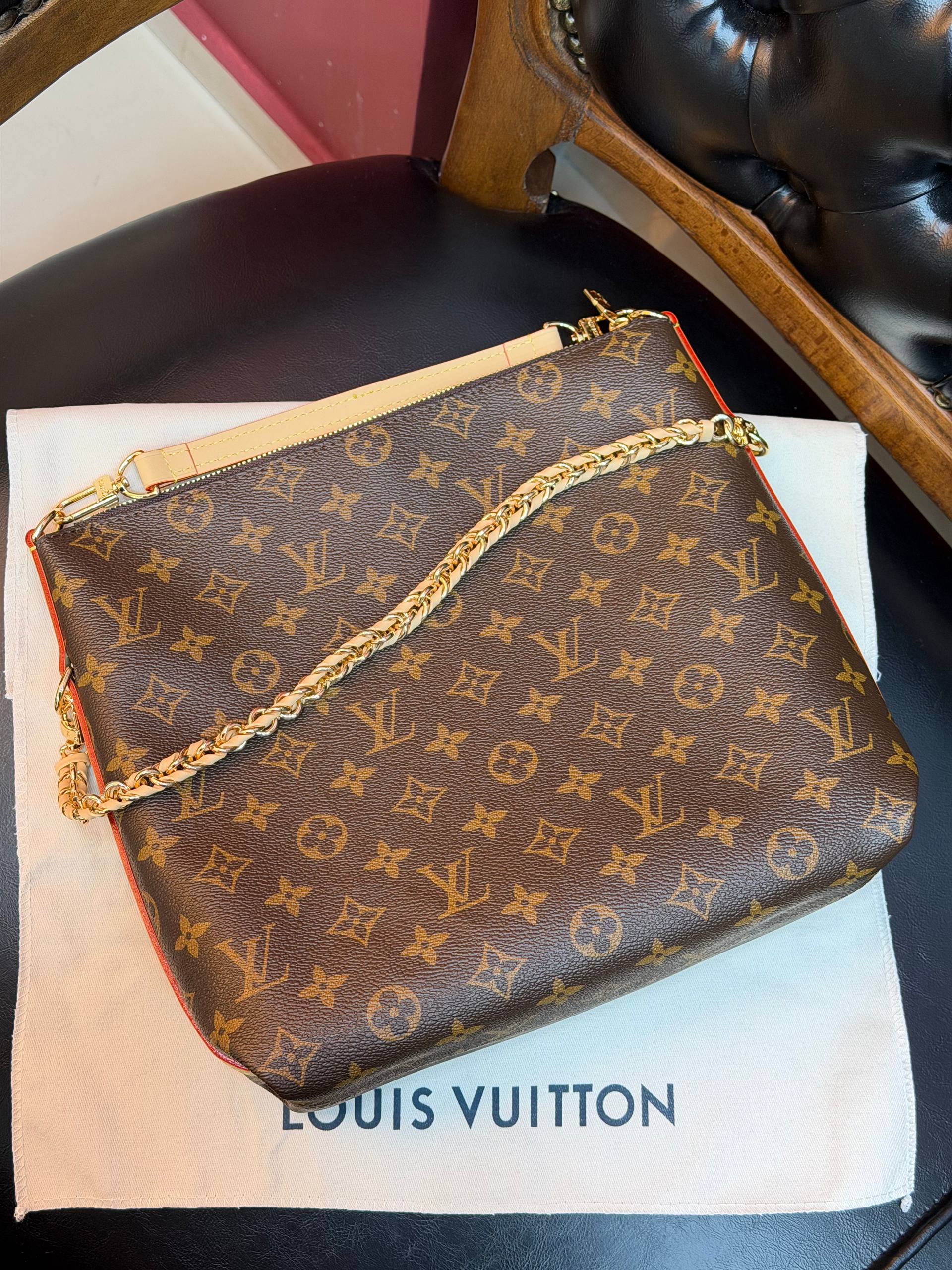 Louis Vuitton Multipass