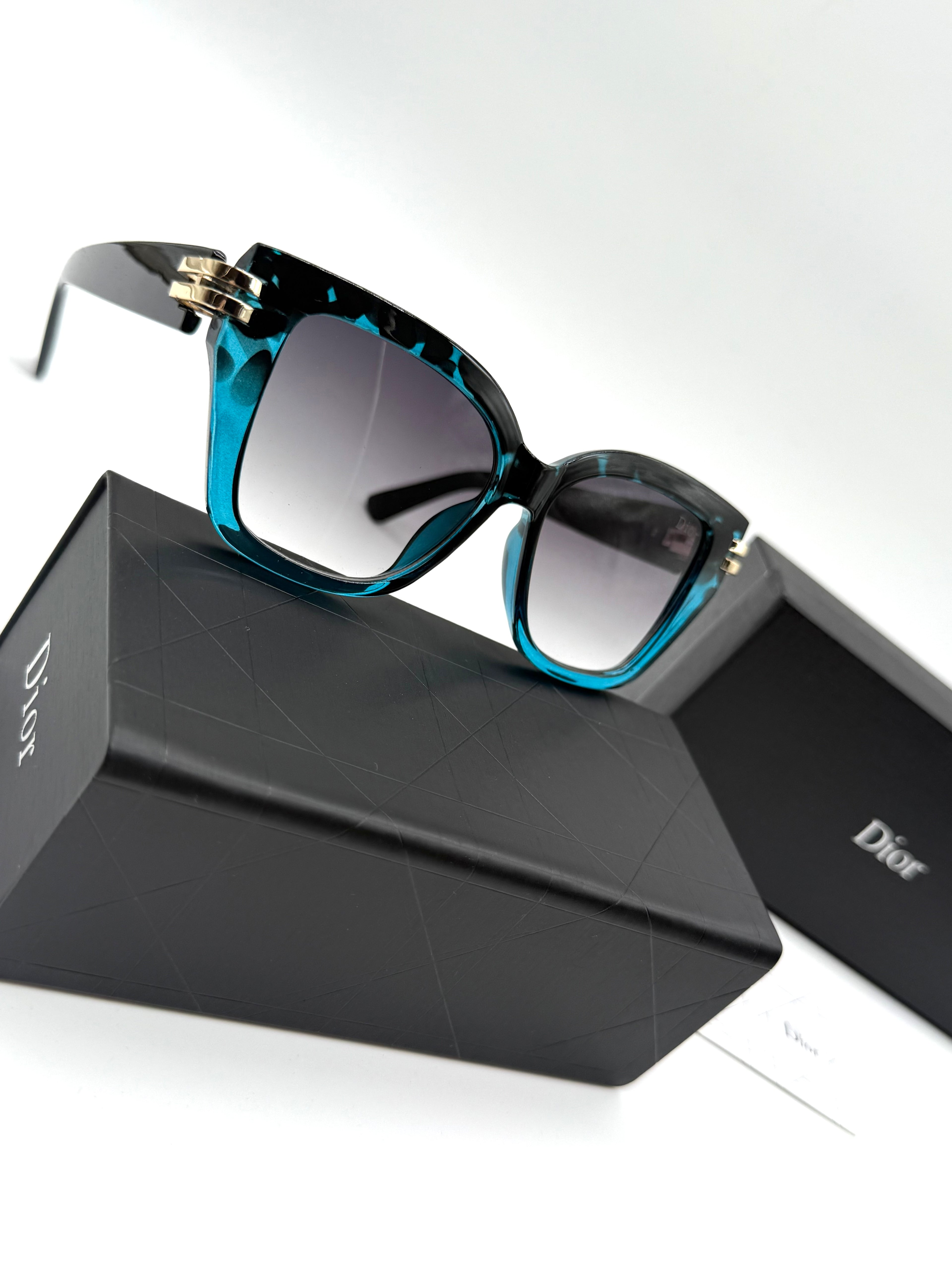 Dior sunglass no6