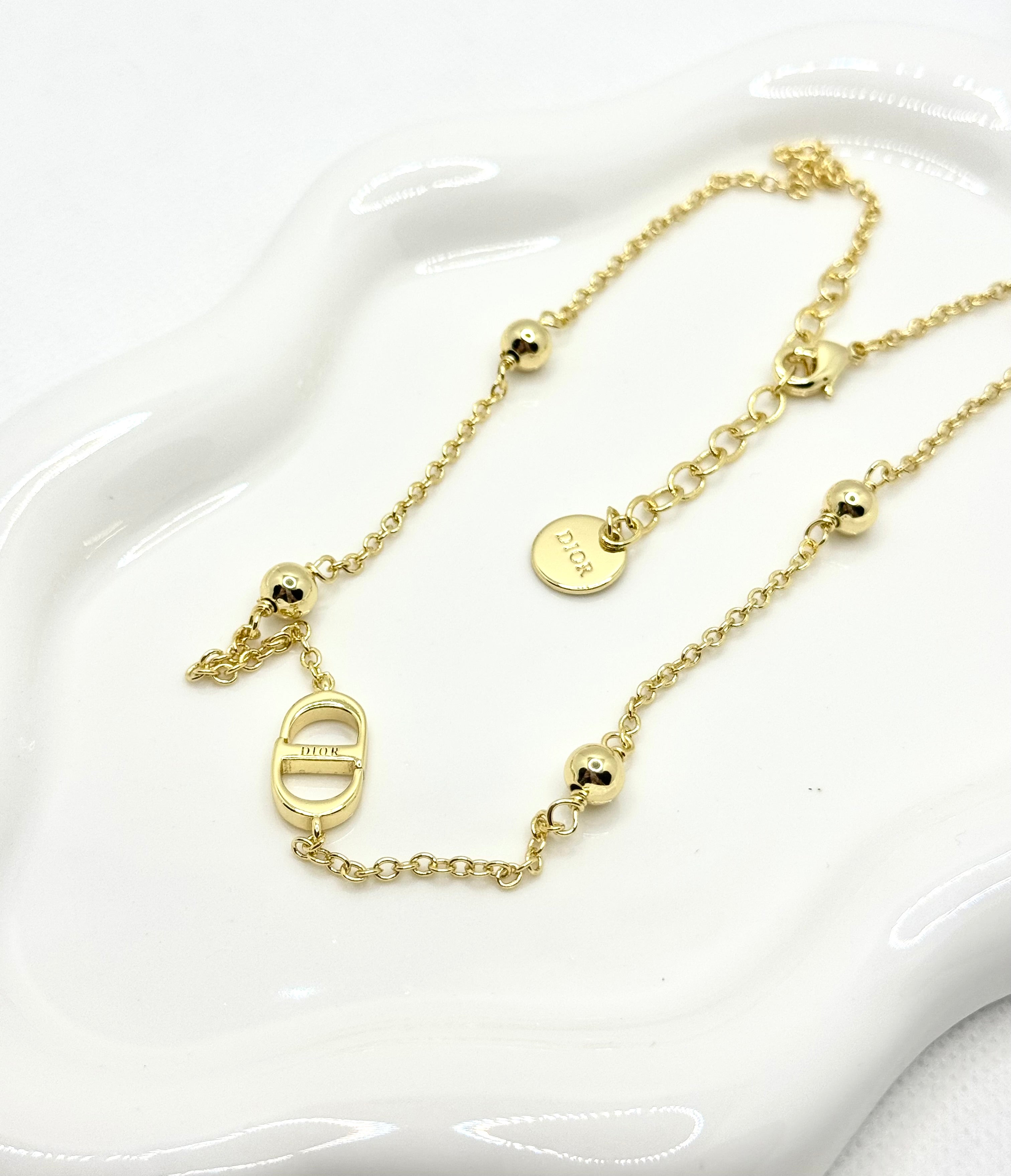 Dior necklace no2