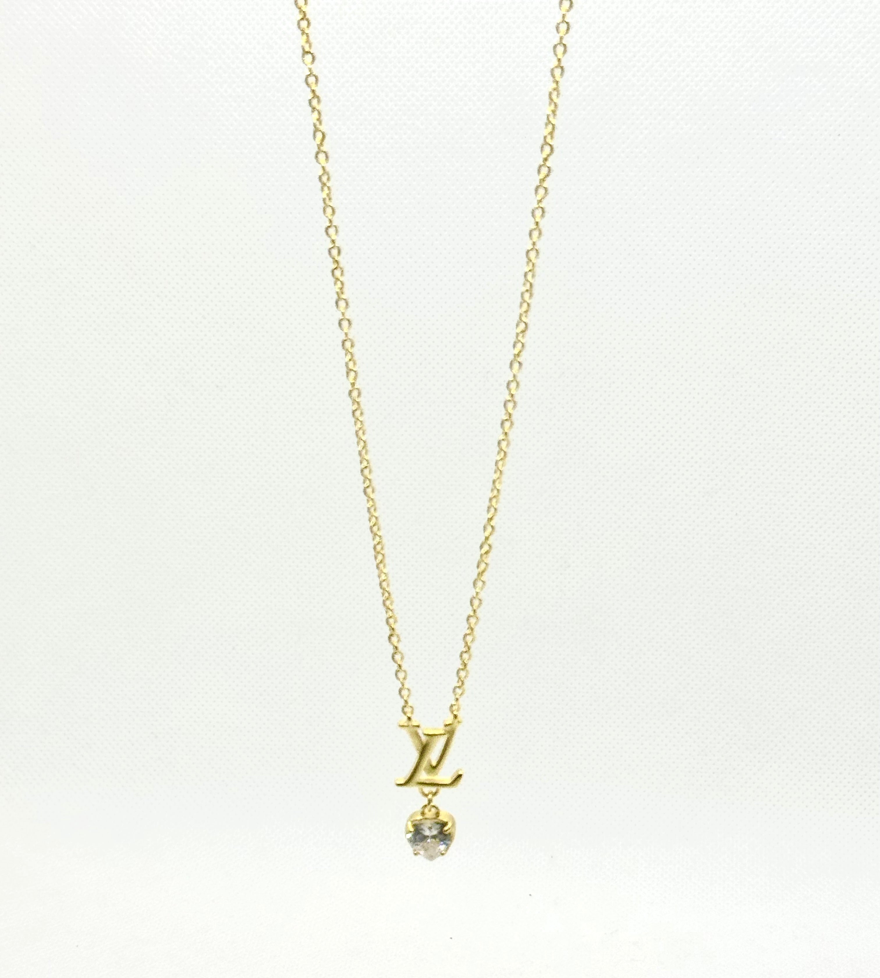 LV necklace no5