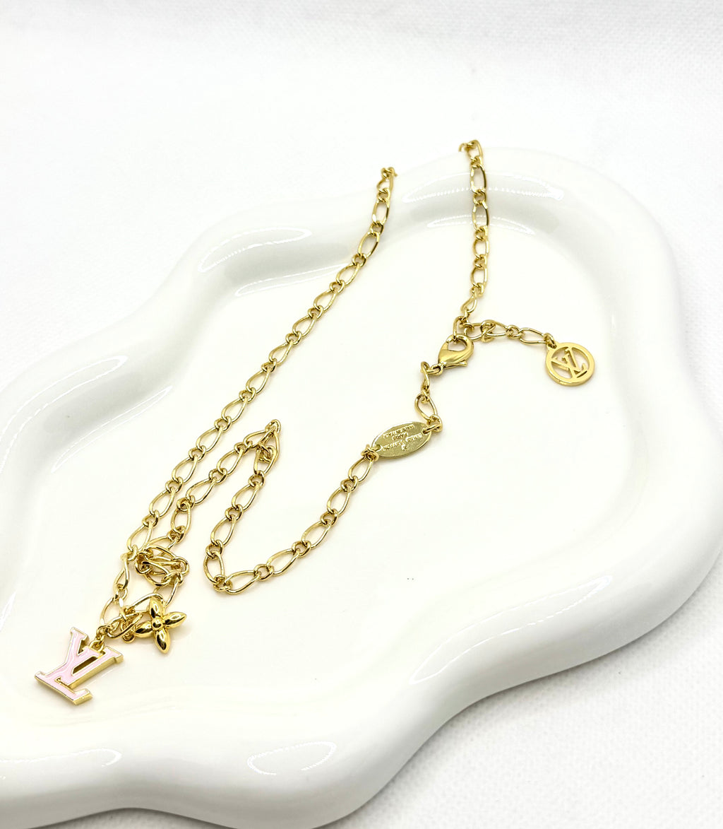 LV necklace no10
