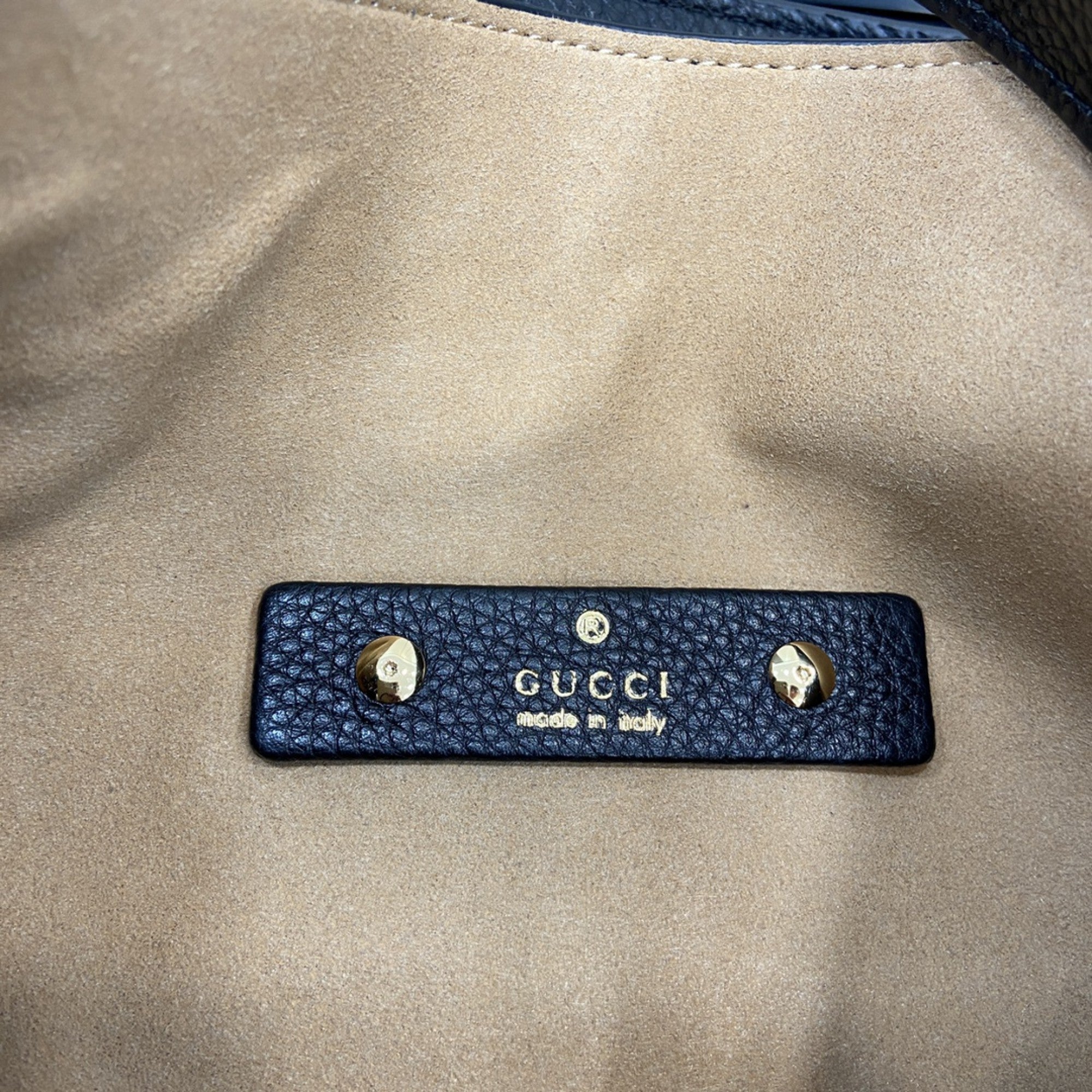 GUCCI SOFTBIT MAXI BLACK