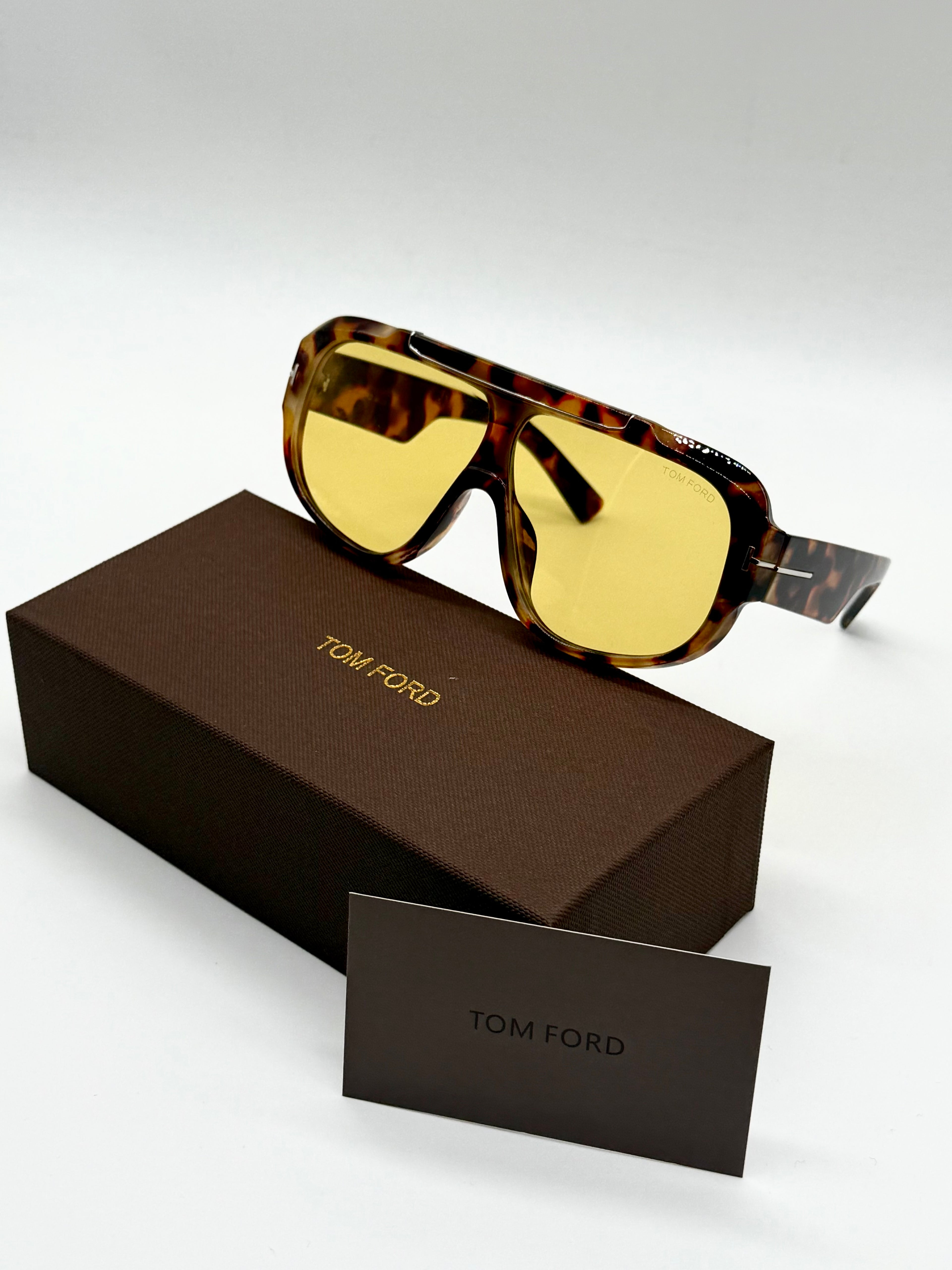 Tom Ford sunglass no10