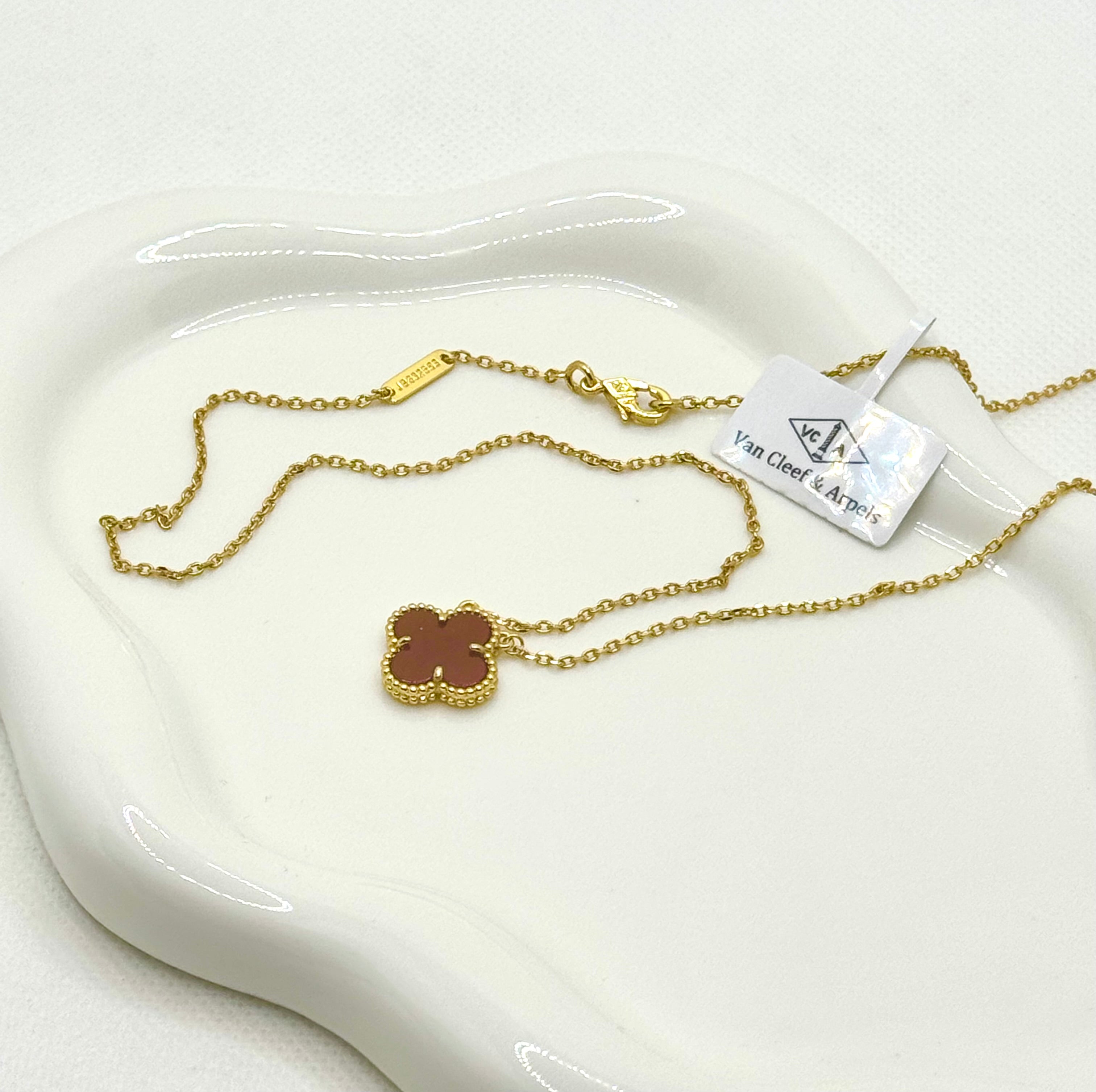 Van Cleef necklace no1