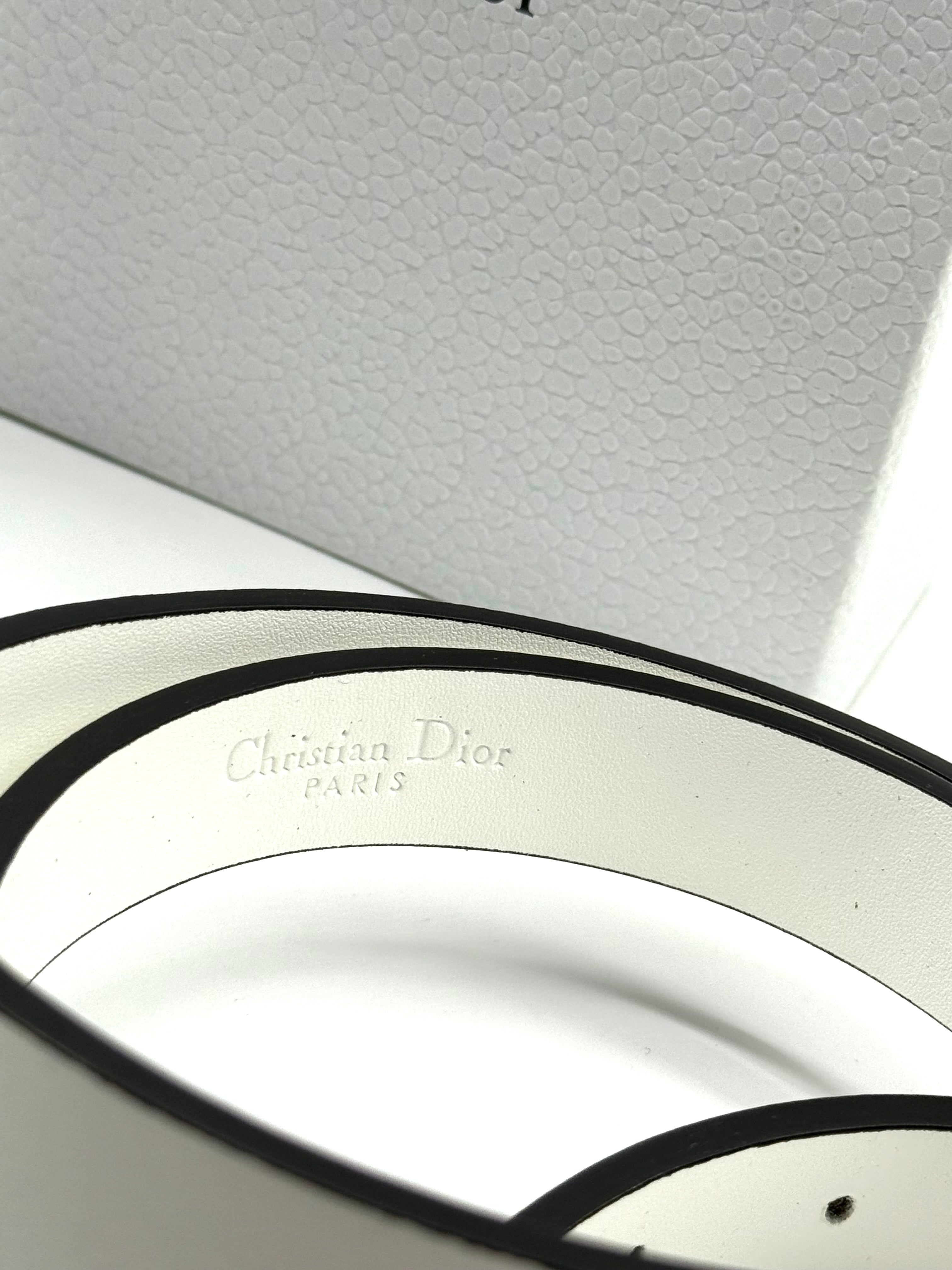 Dior ζώνη No4