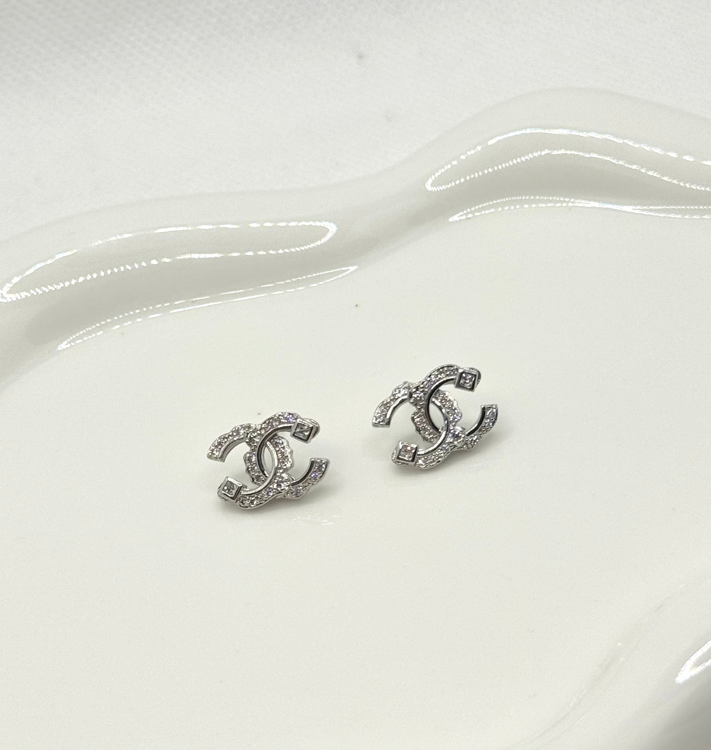 Ch earrings no3