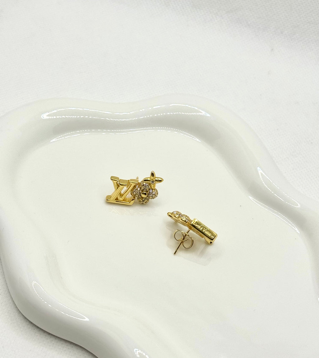 LV earrings no11