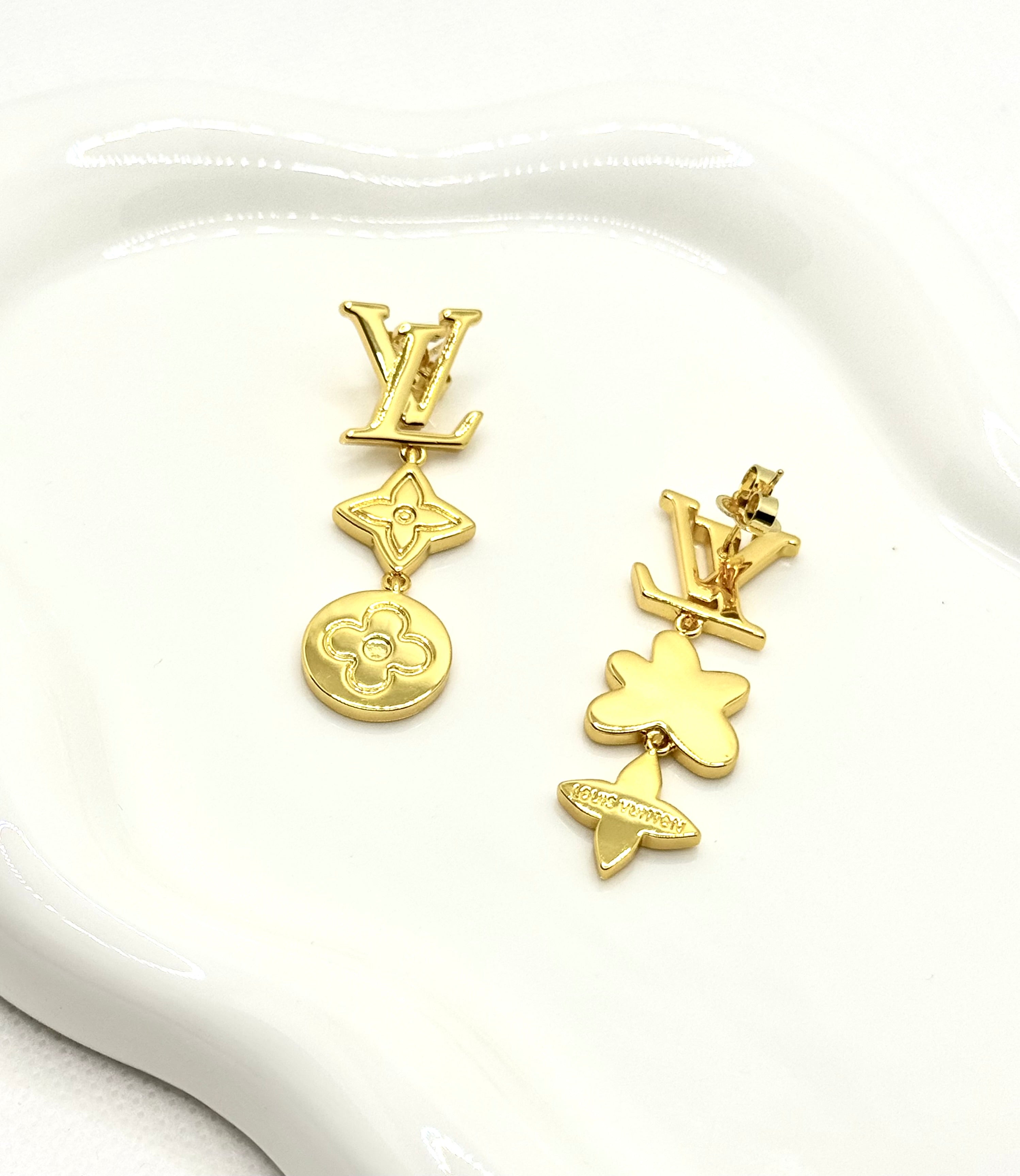 LV earrings no12