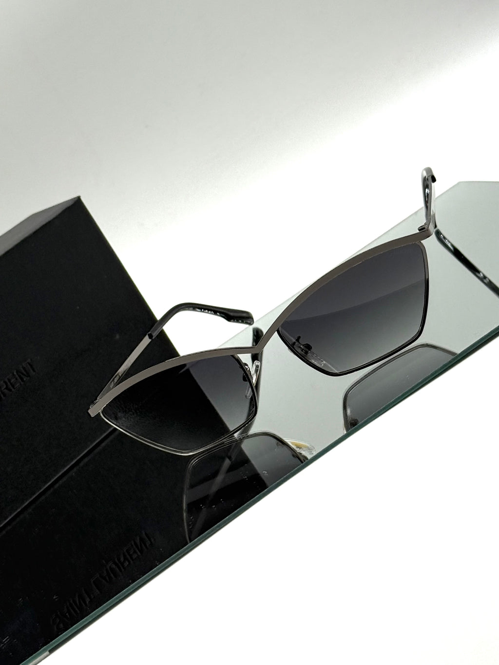 Ysl sunglass no8