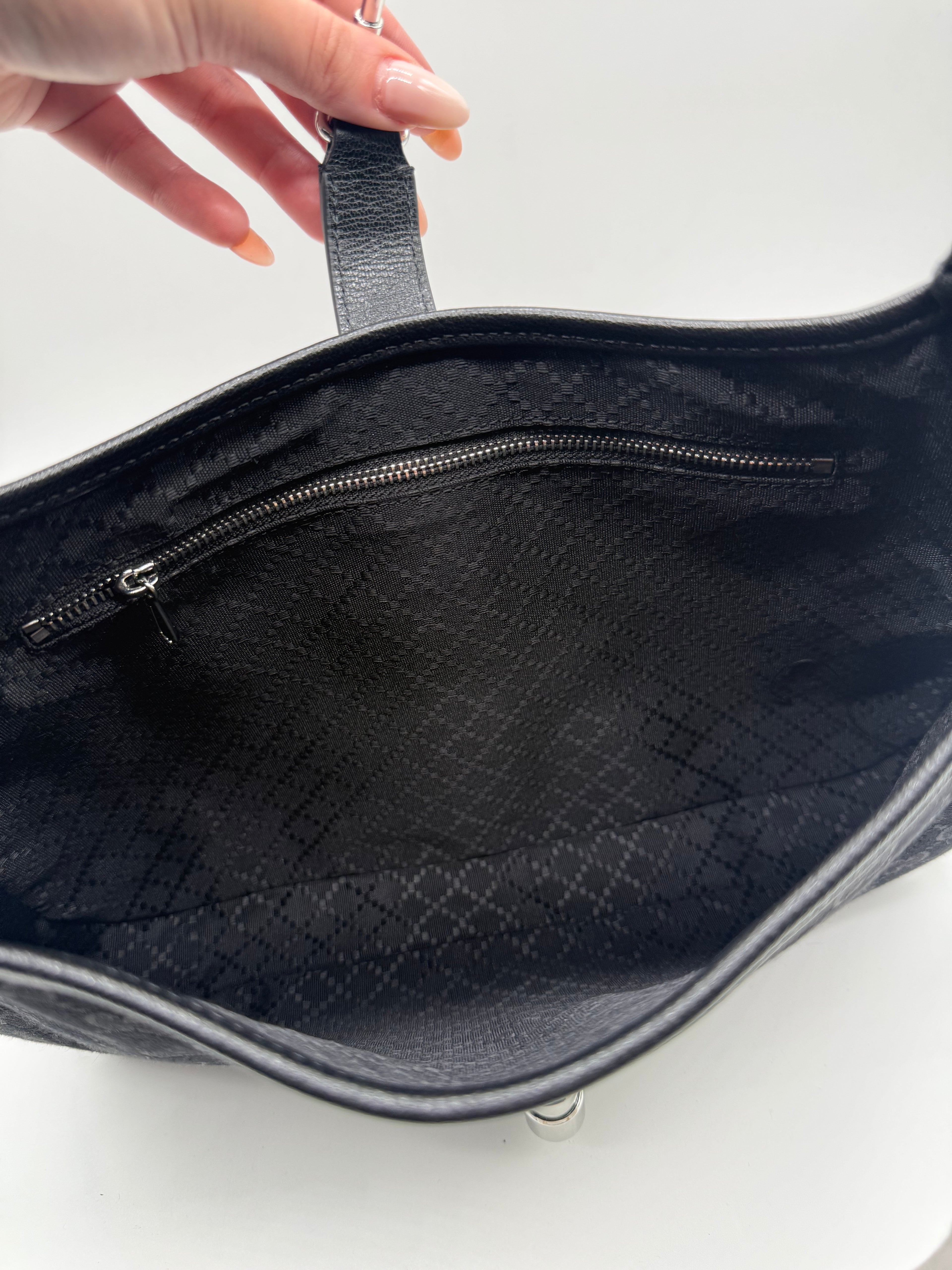 Gucci Jackie canvas black