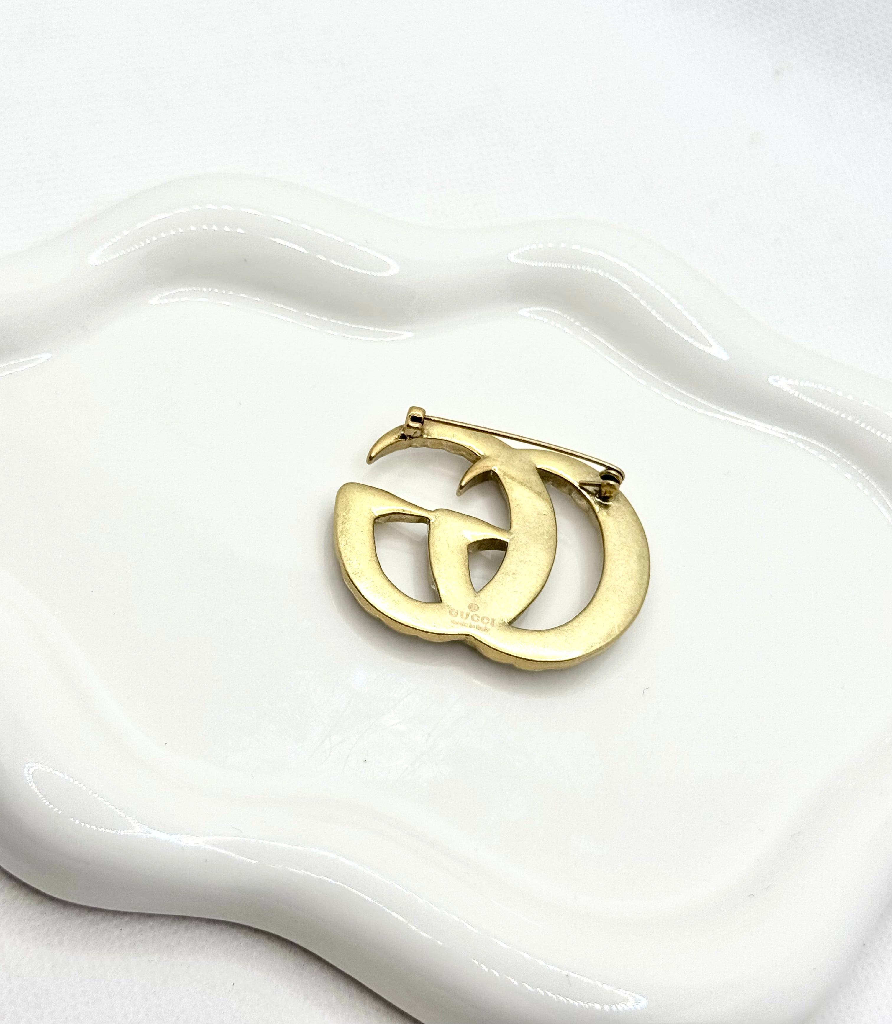 Gucci brooch