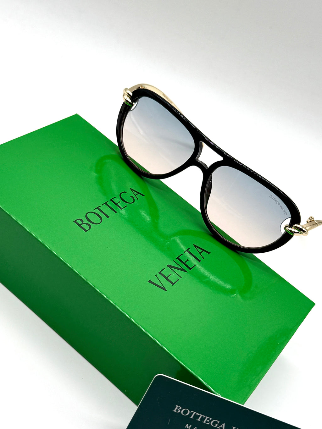 Bottega Veneta sunglass no6