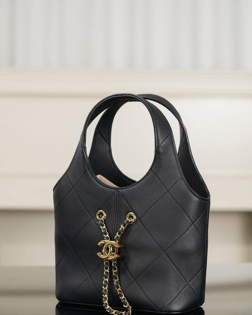 C small shopping bag