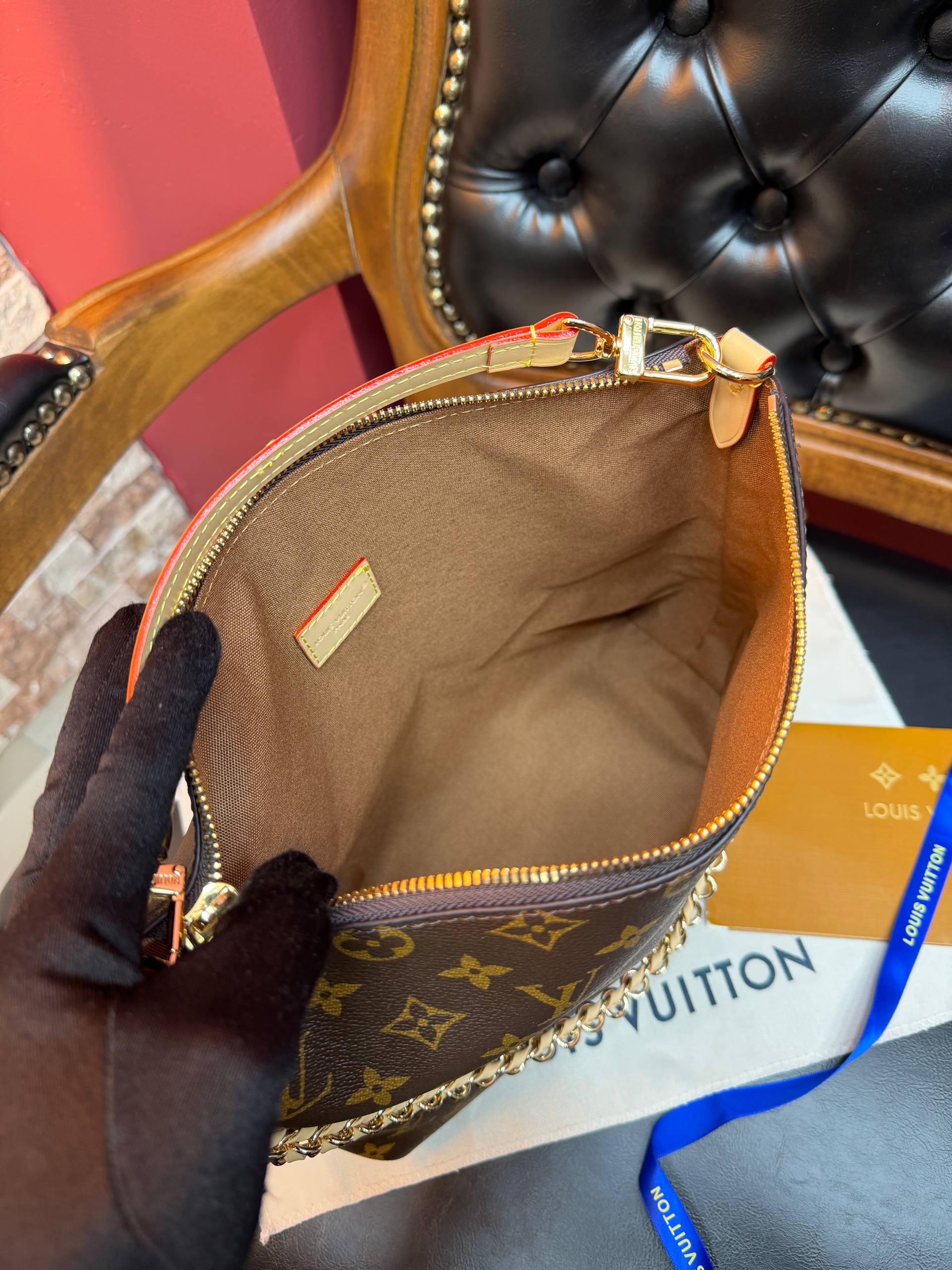 Louis Vuitton Multipass