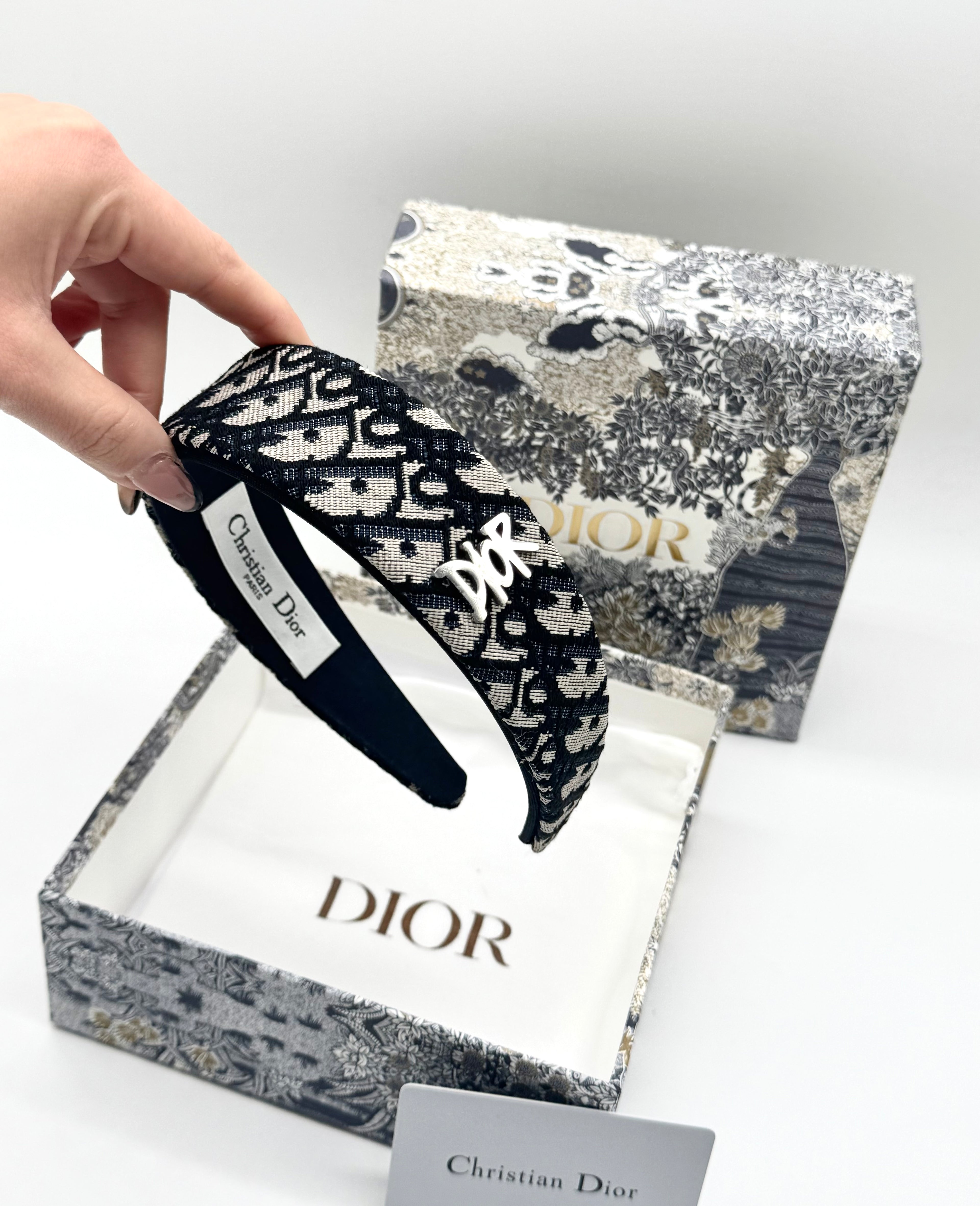 Dior headpiece no1