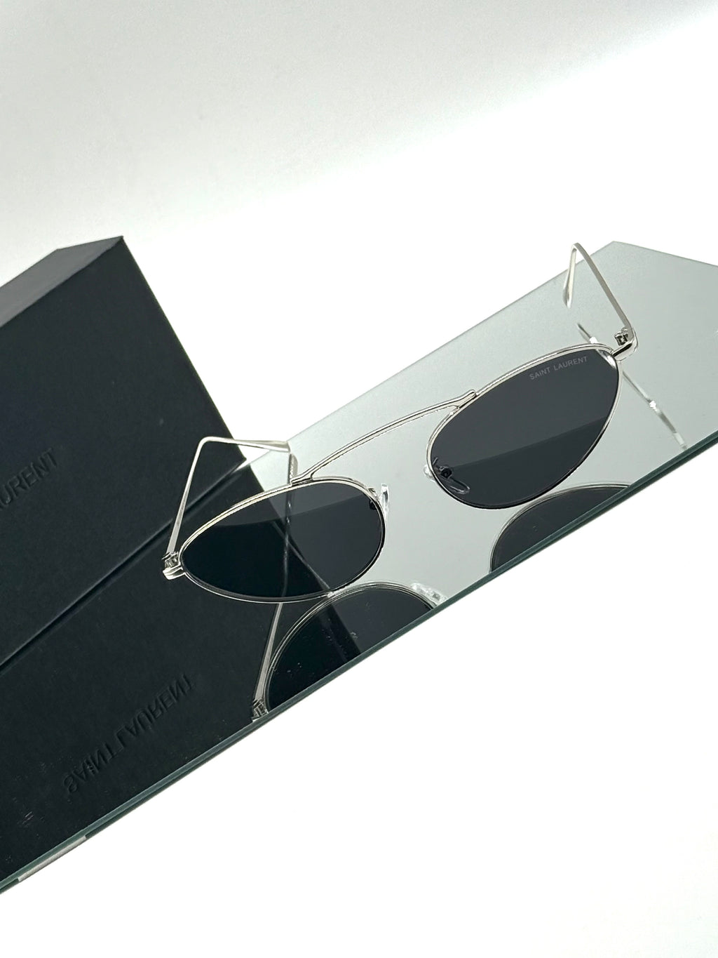 Ysl sunglass no7
