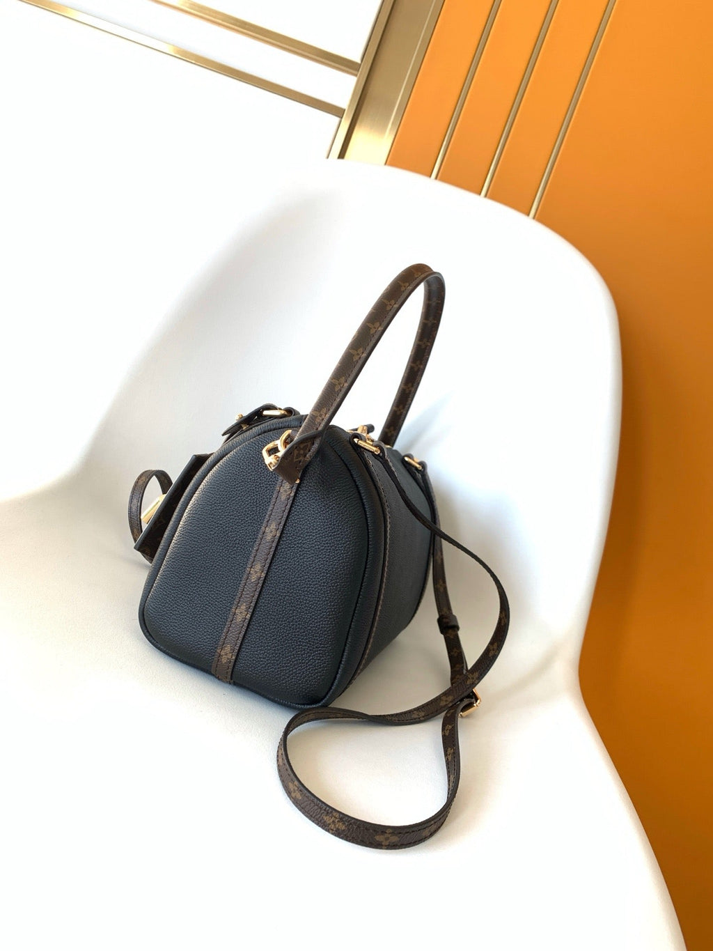 LV EXPRESS TRAVEL TRAVEL MINI BLACK
