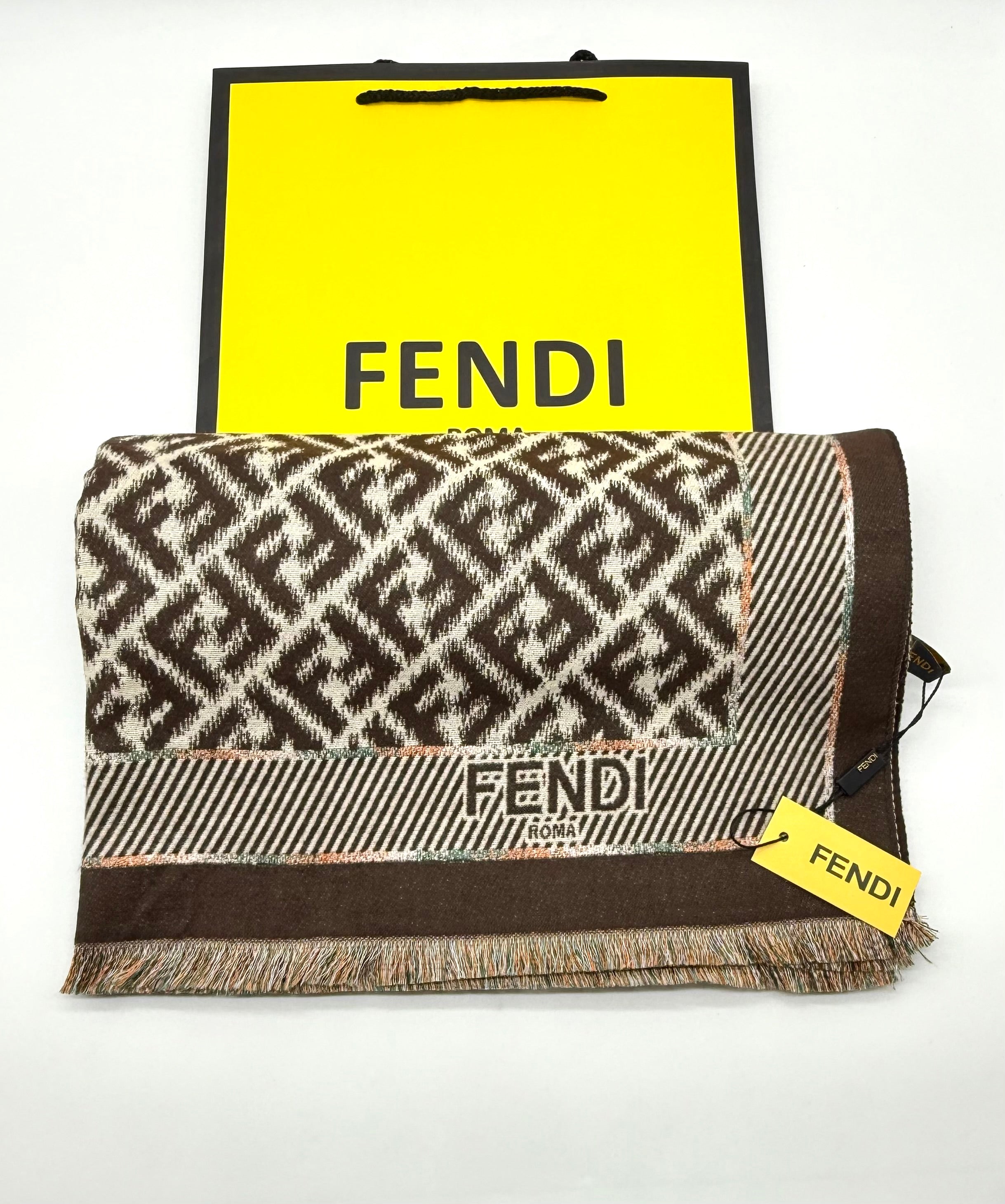 Fendi cashmere εσάρπα no4