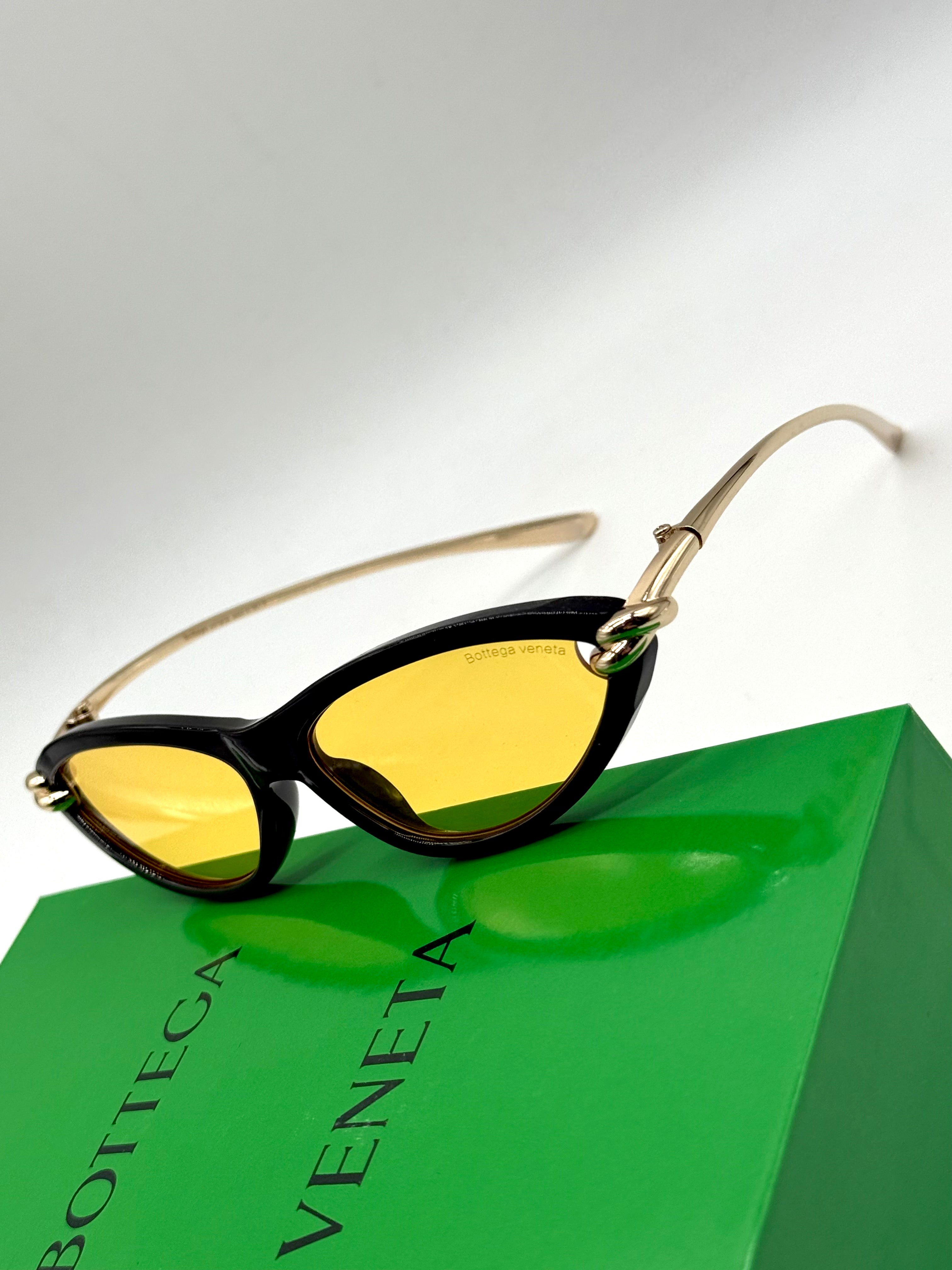 Bottega Veneta sunglass no2