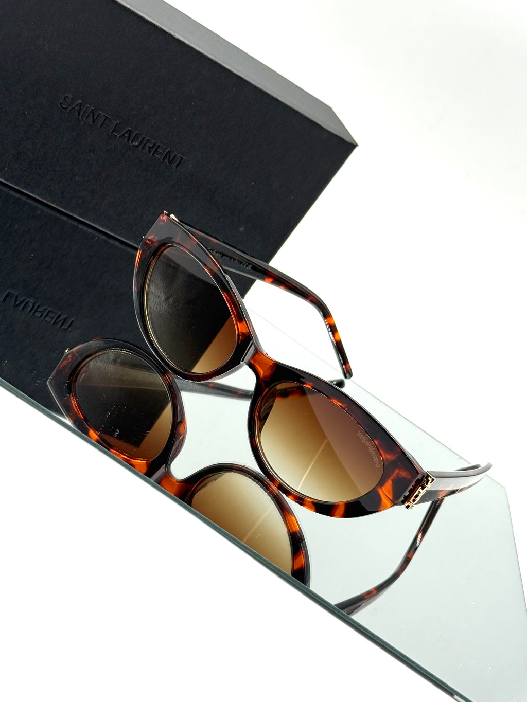 Ysl sunglass no3