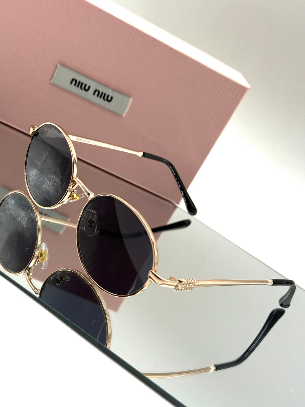 Miu Miu sunglass no18
