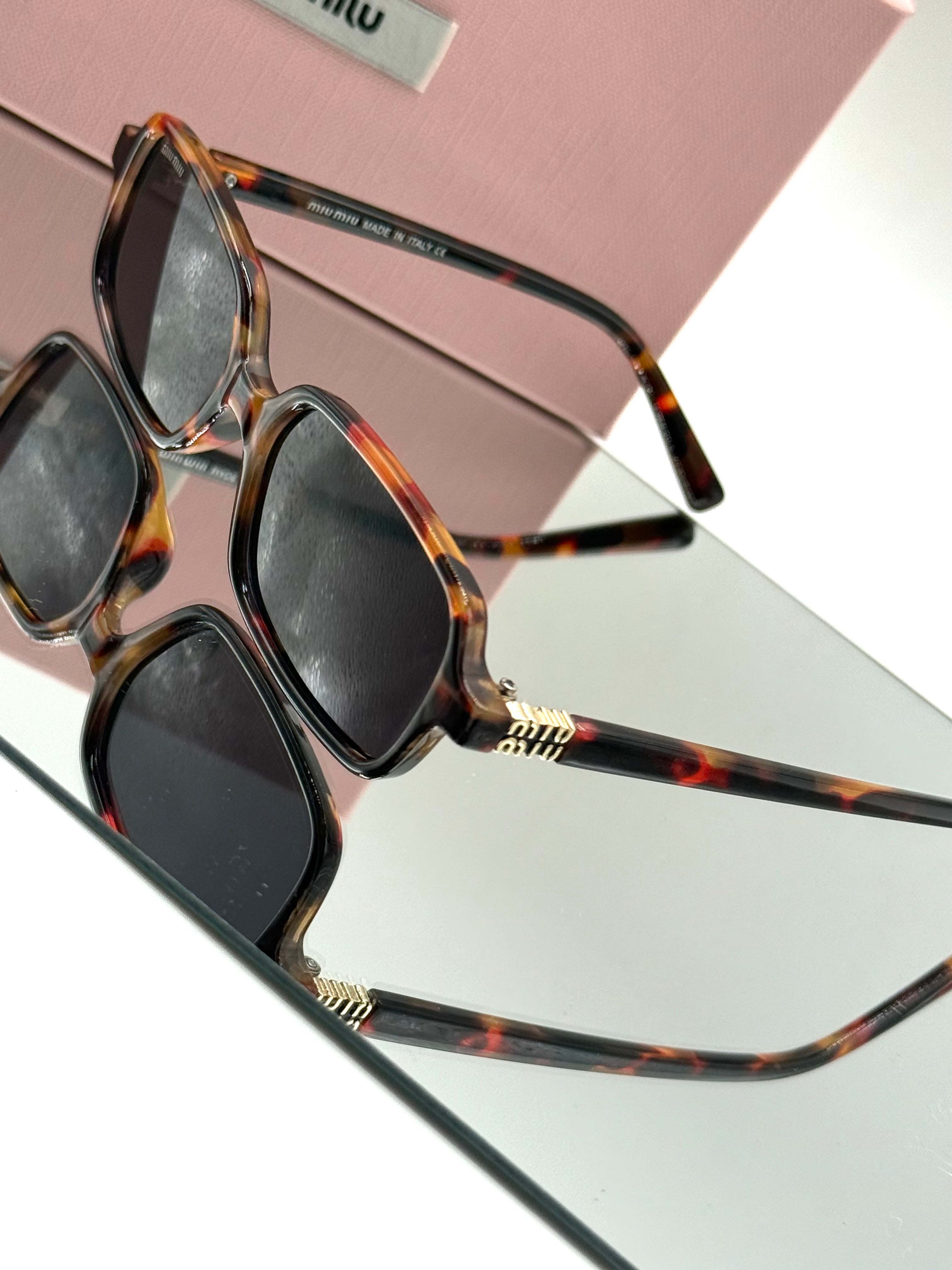 Miu Miu sunglass no13