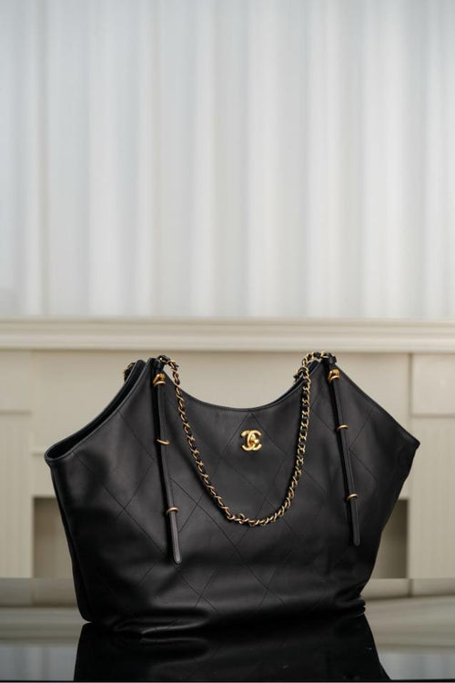 Ch MAXI TOTE BAG