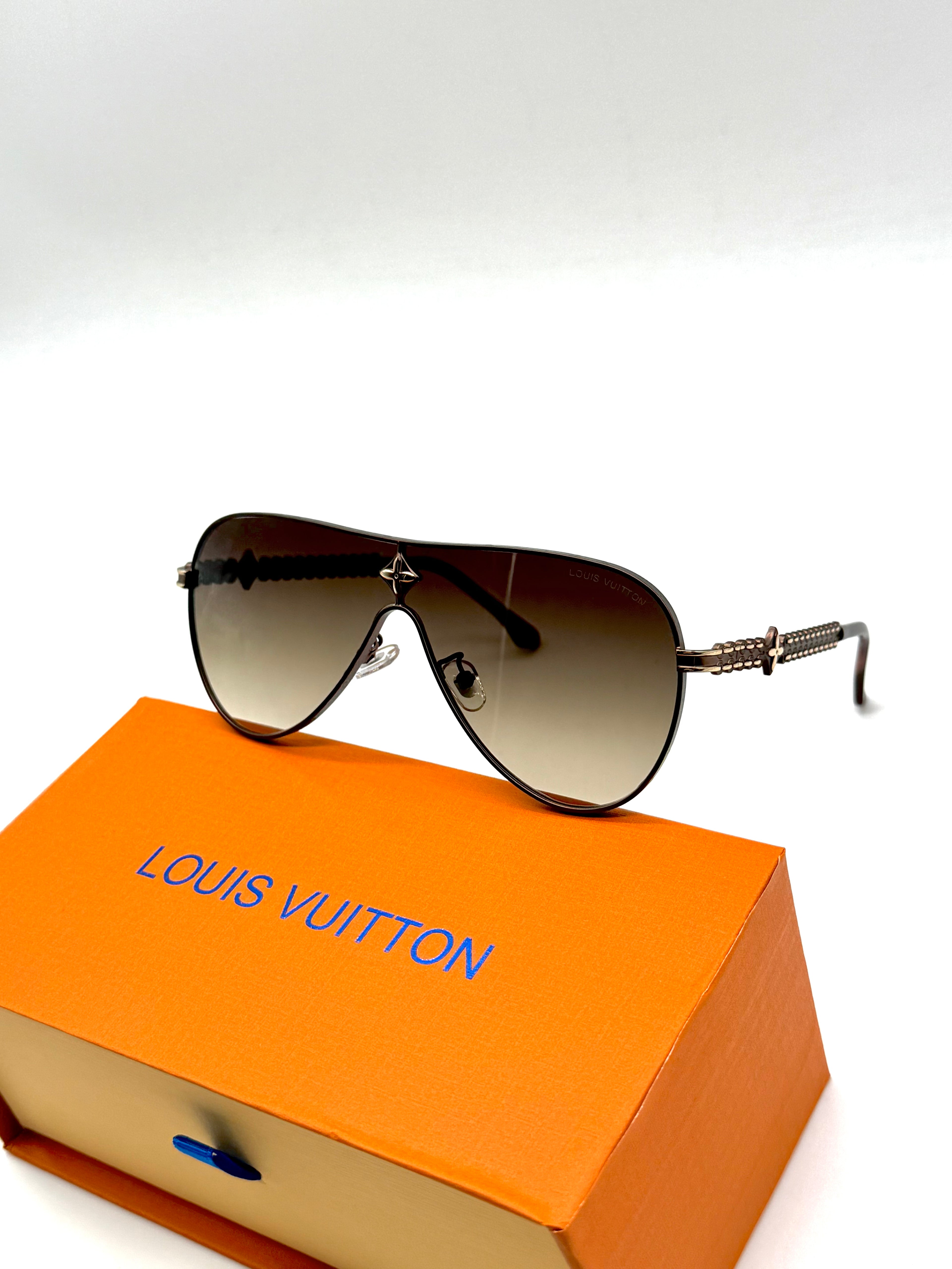 Lv sunglass no8