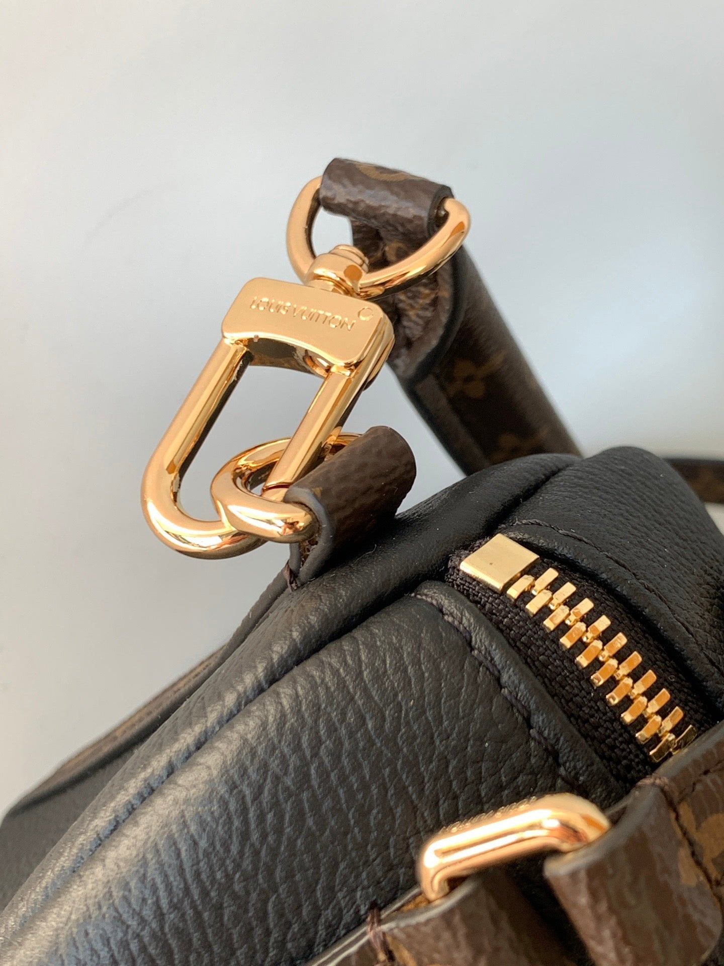 LV EXPRESS TRAVEL TRAVEL MINI BLACK