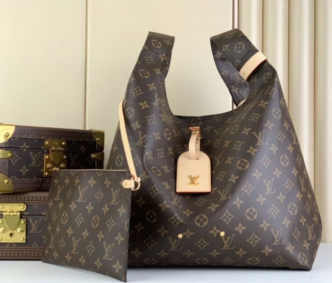 LOUIS VUITTON ATLANTIS