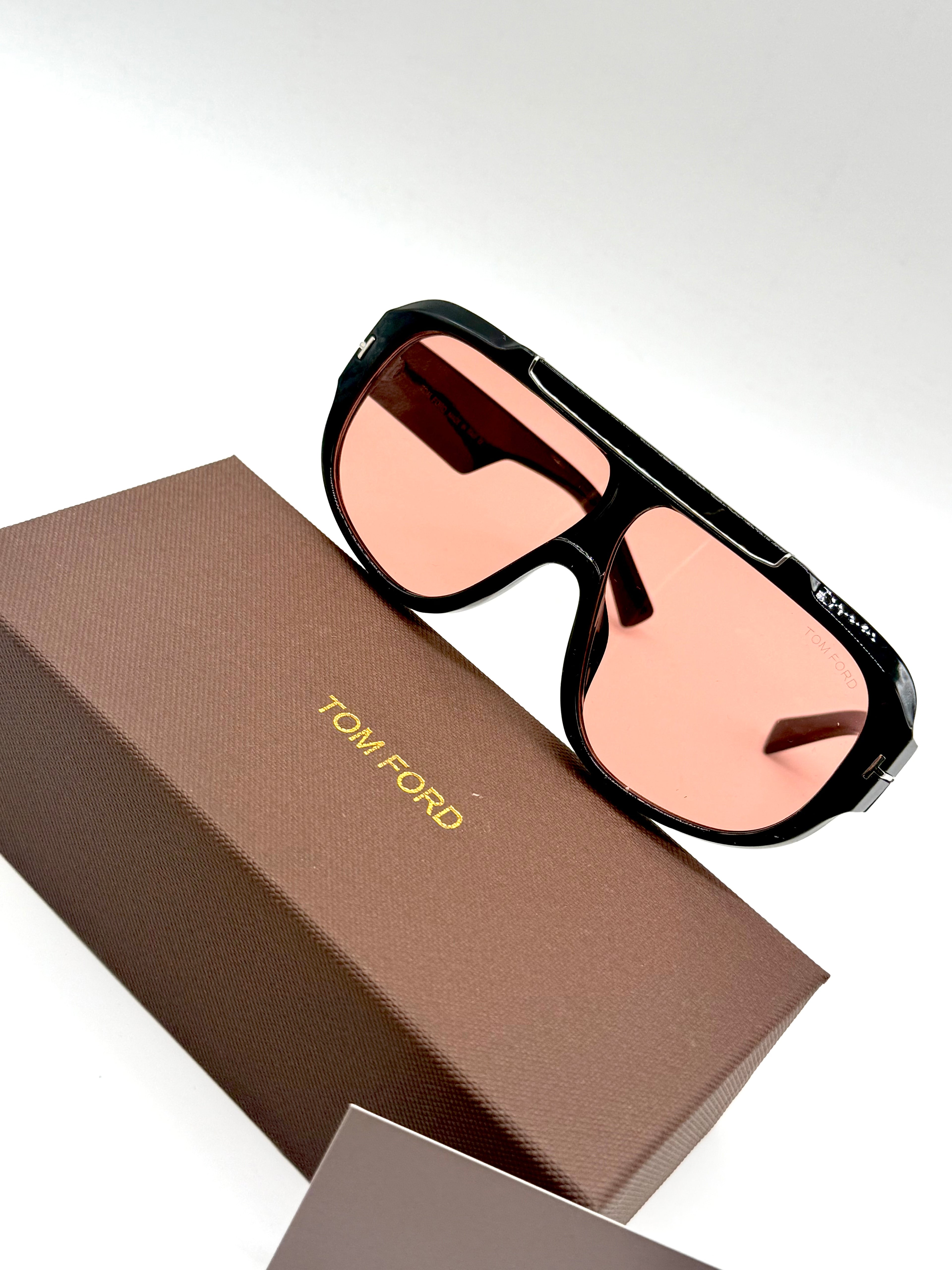 Tom Ford Sunglass no9