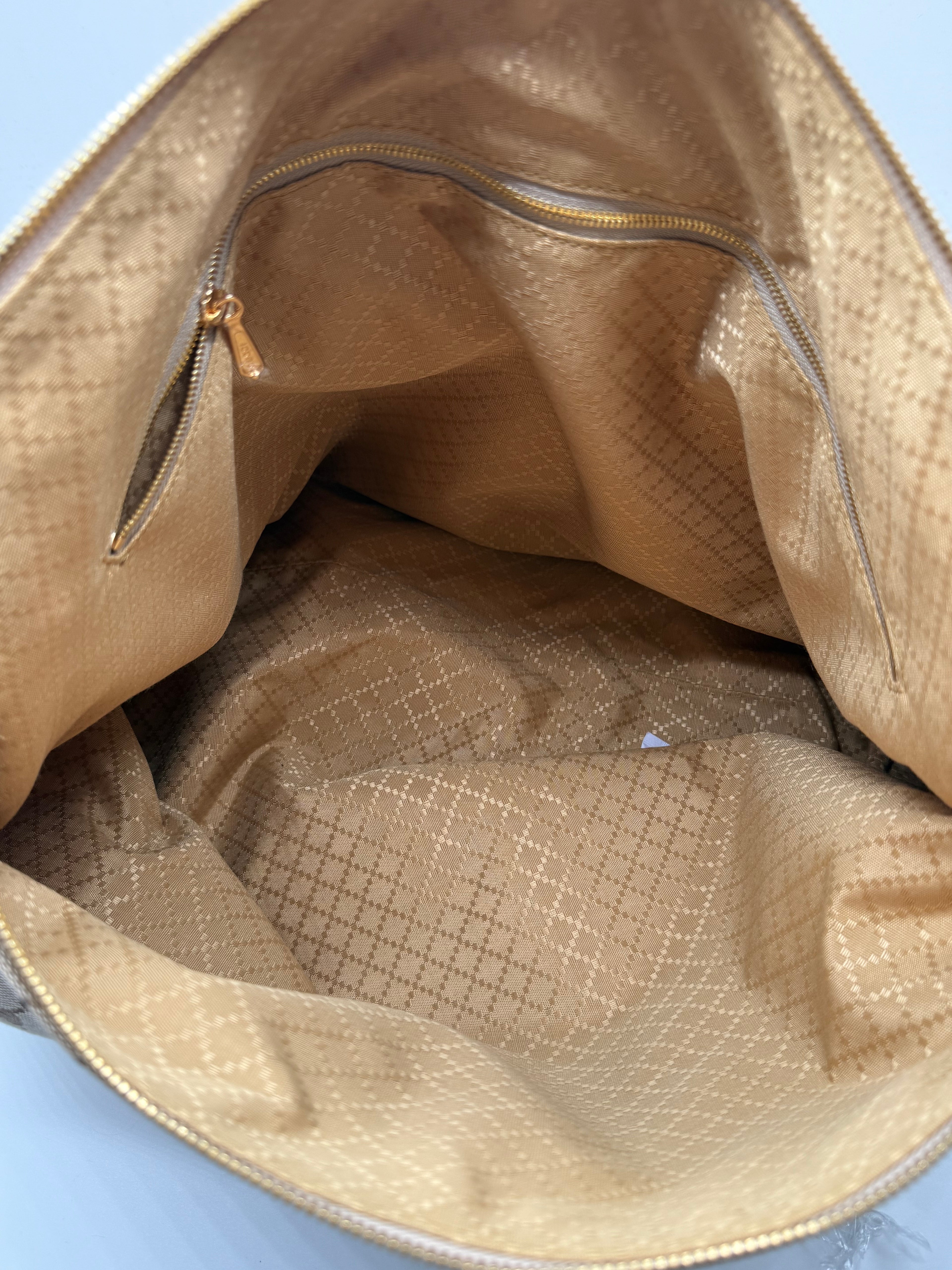 Gucci brera large canvas
