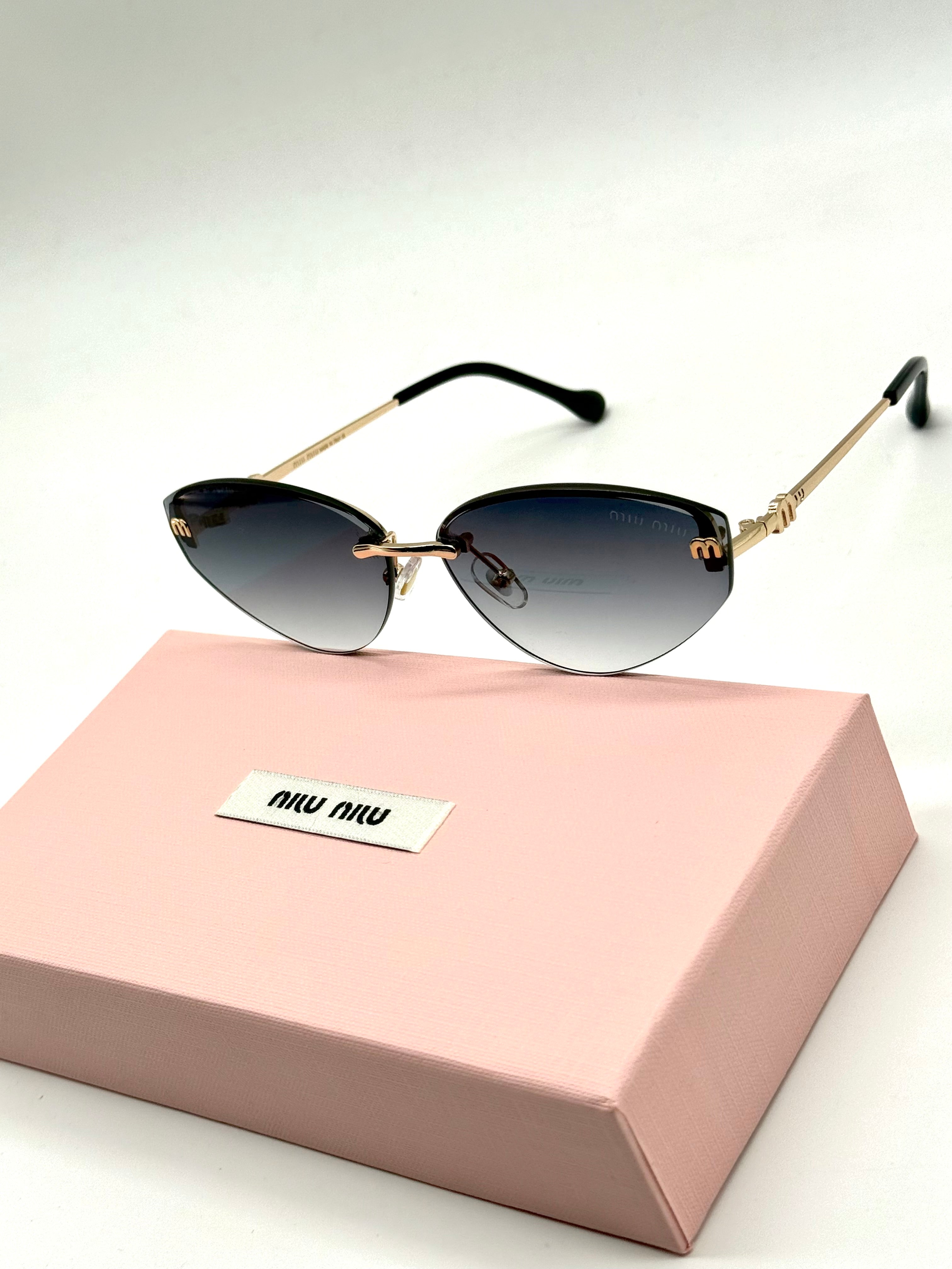 Miu Miu sunglass no8