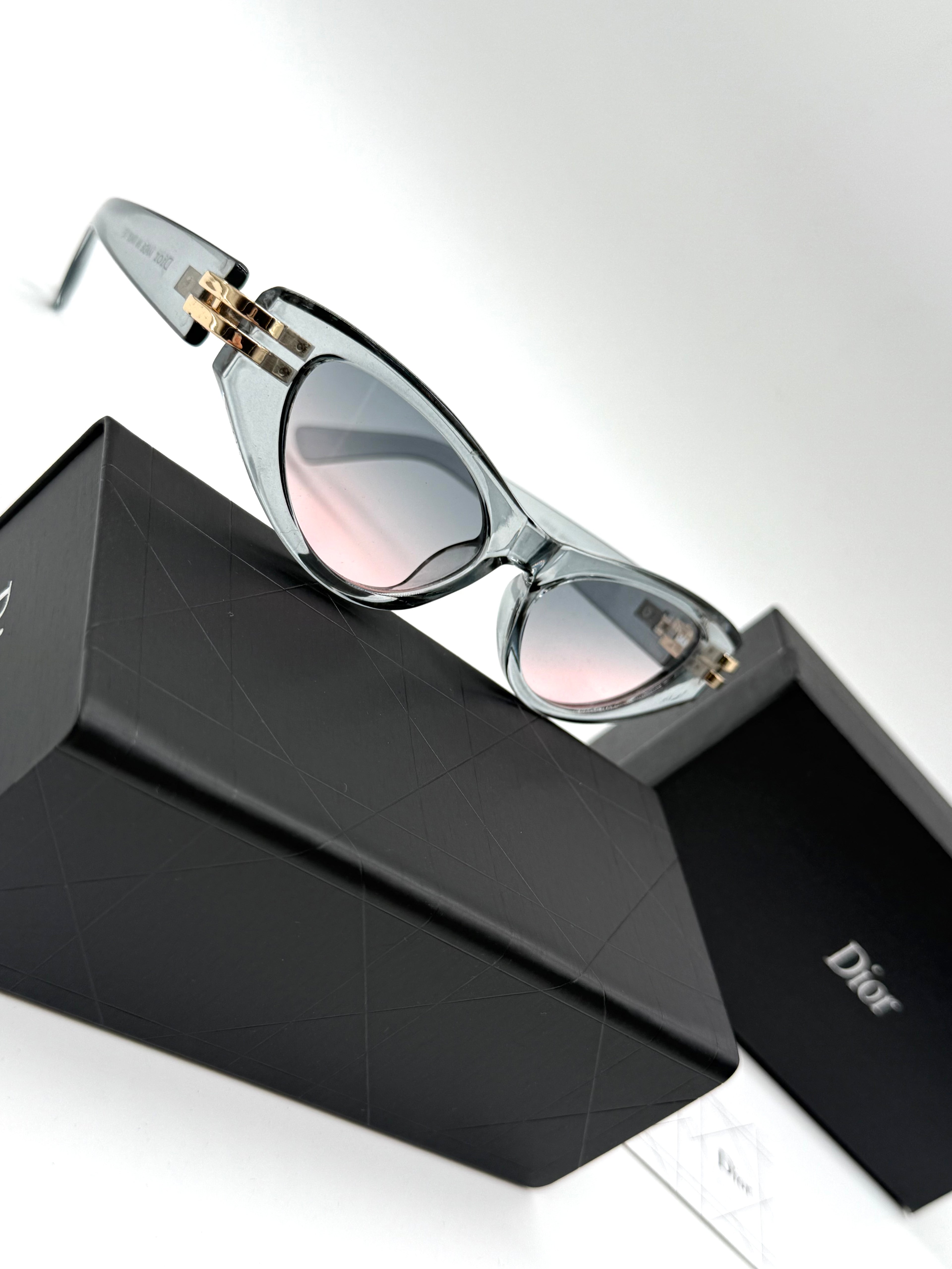 Dior sunglass no7