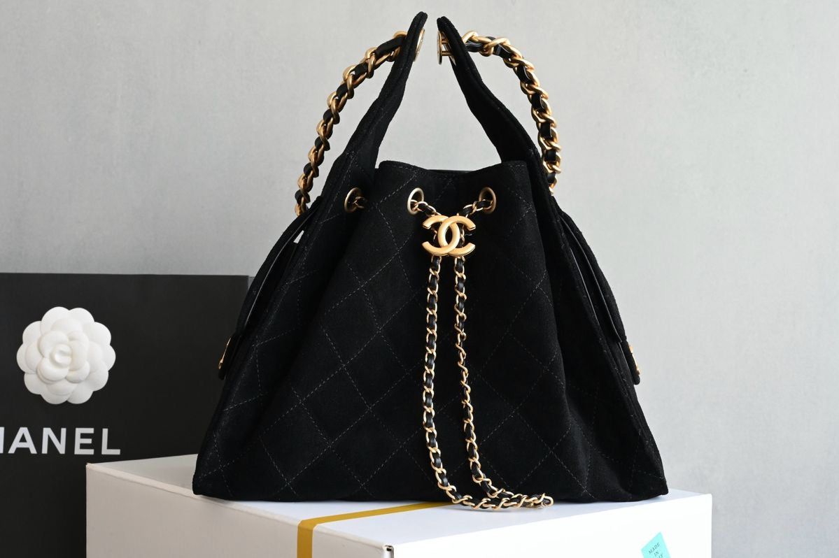 Ch bag suede black