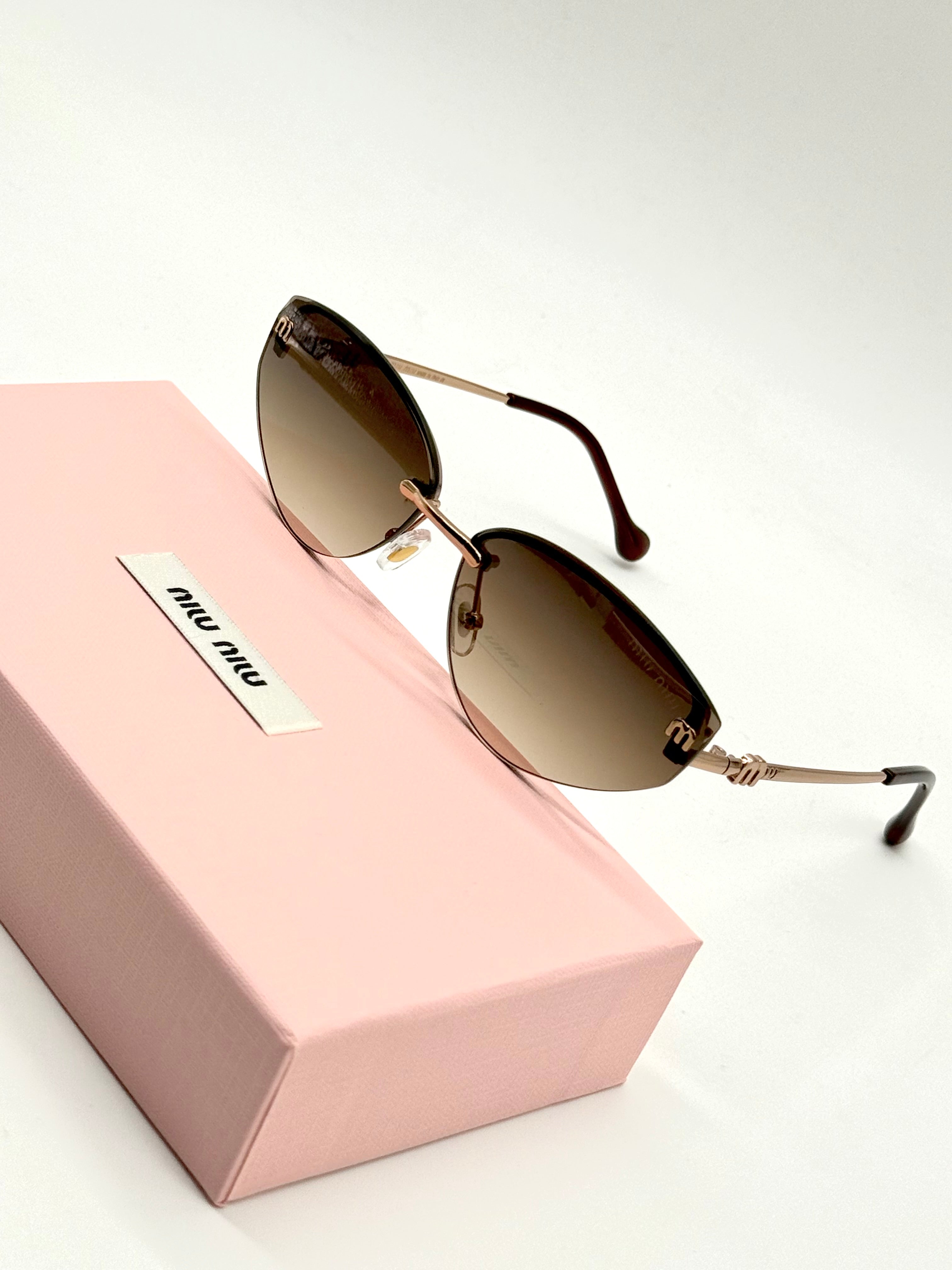Miu Miu sunglass no9