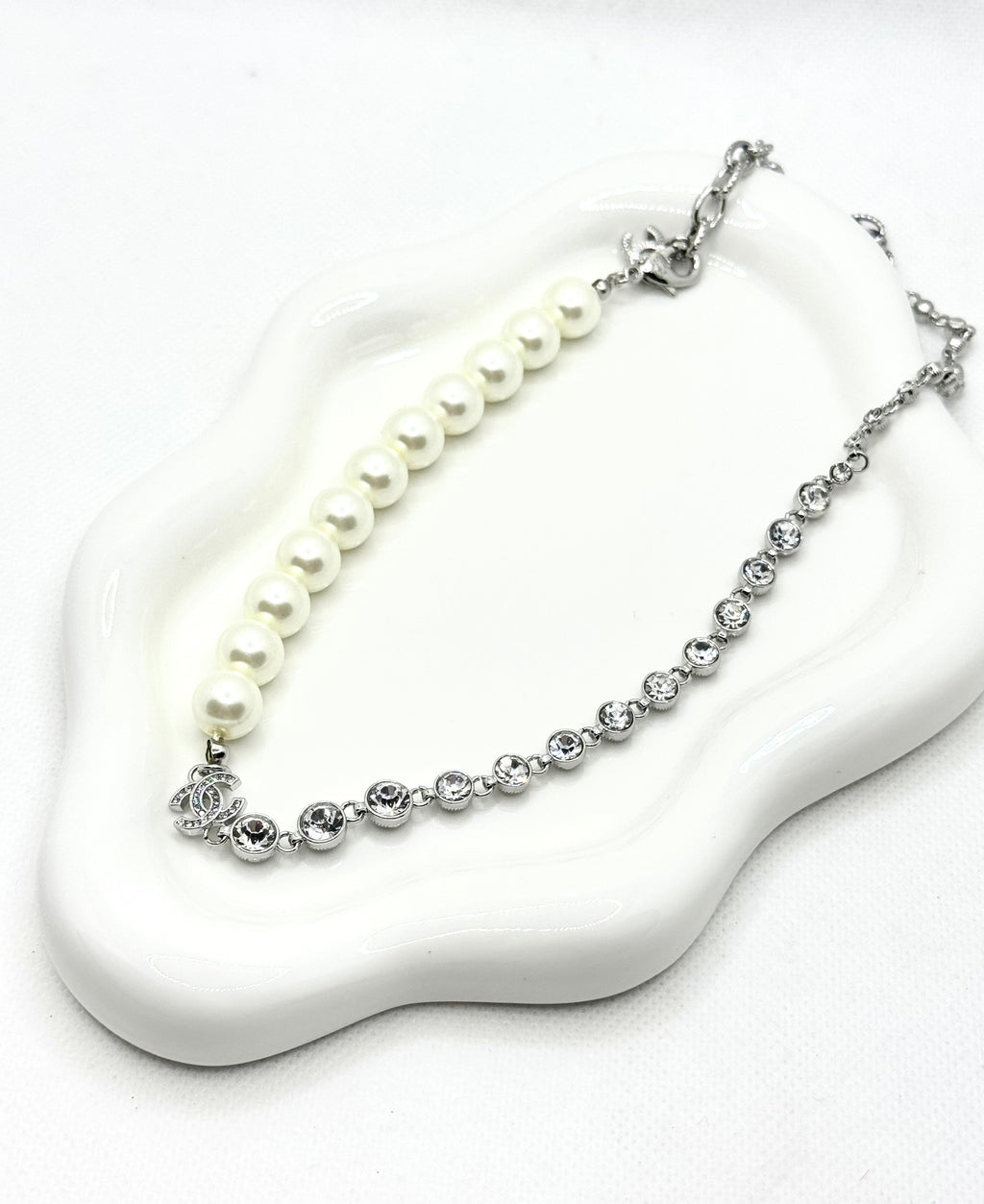 Ch necklace No2