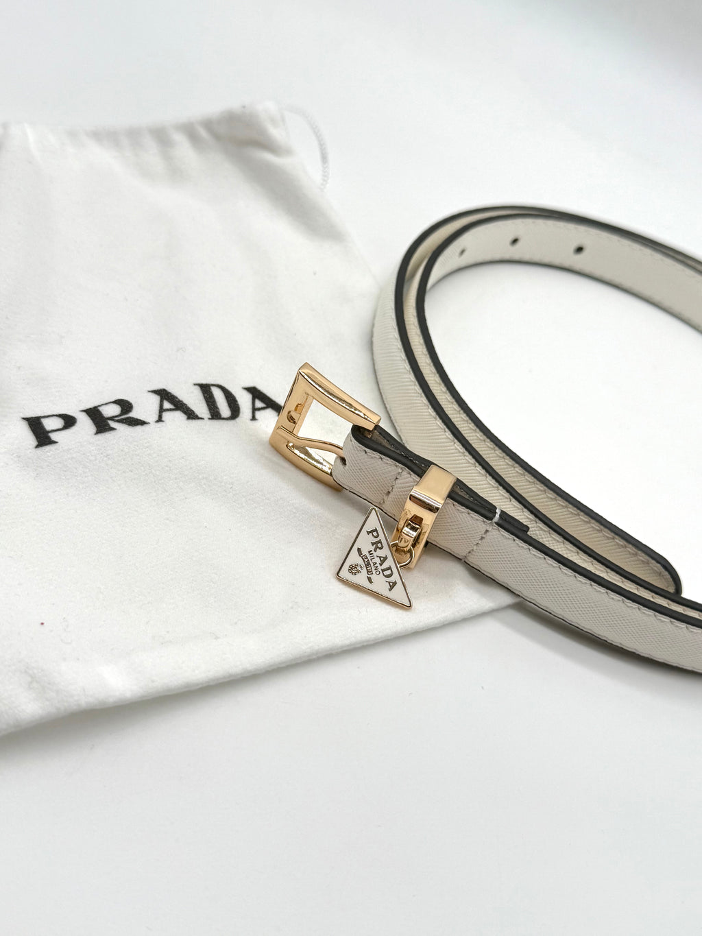 Prada ζώνη No4