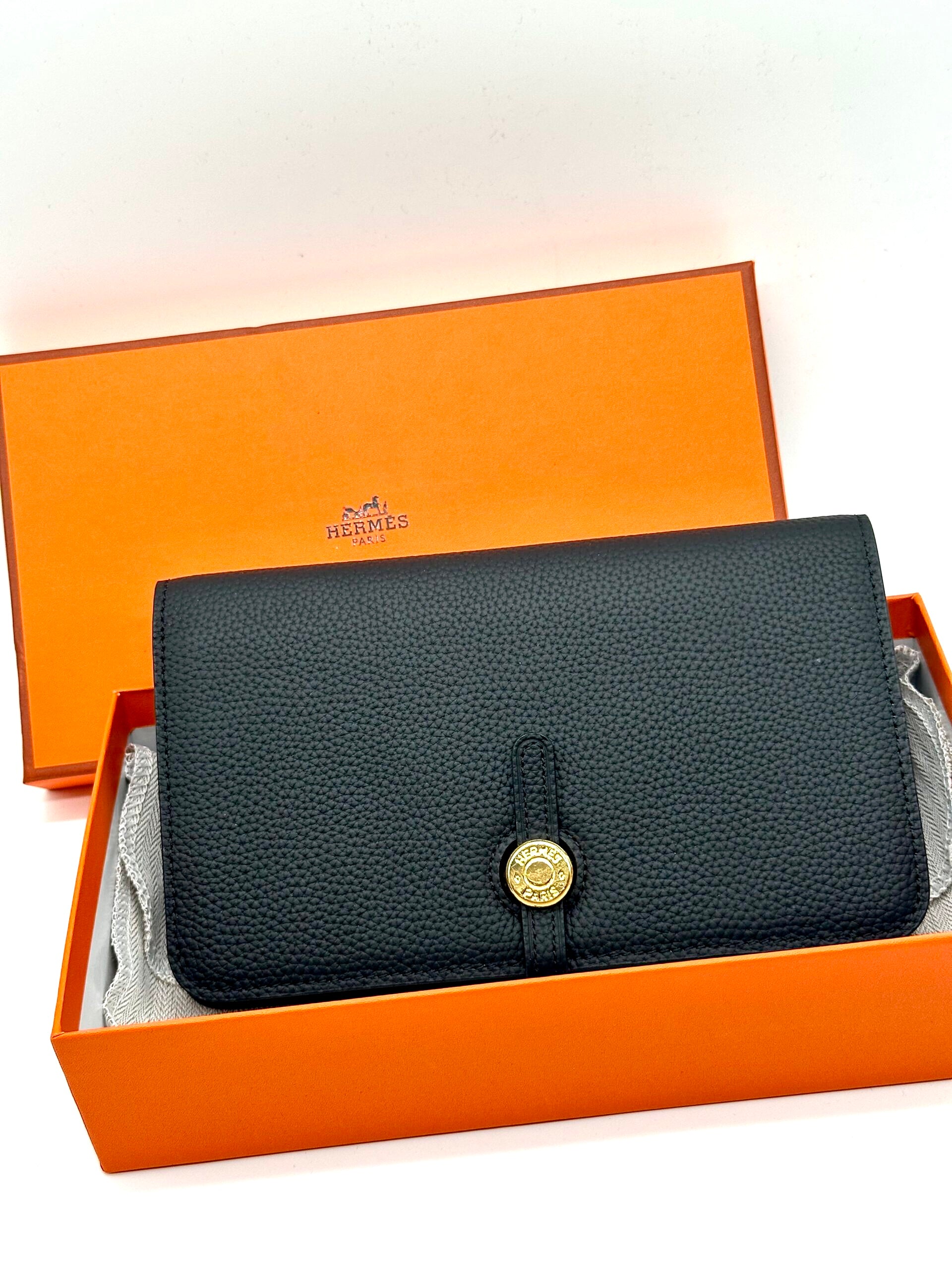 Hermes wallet dogon black