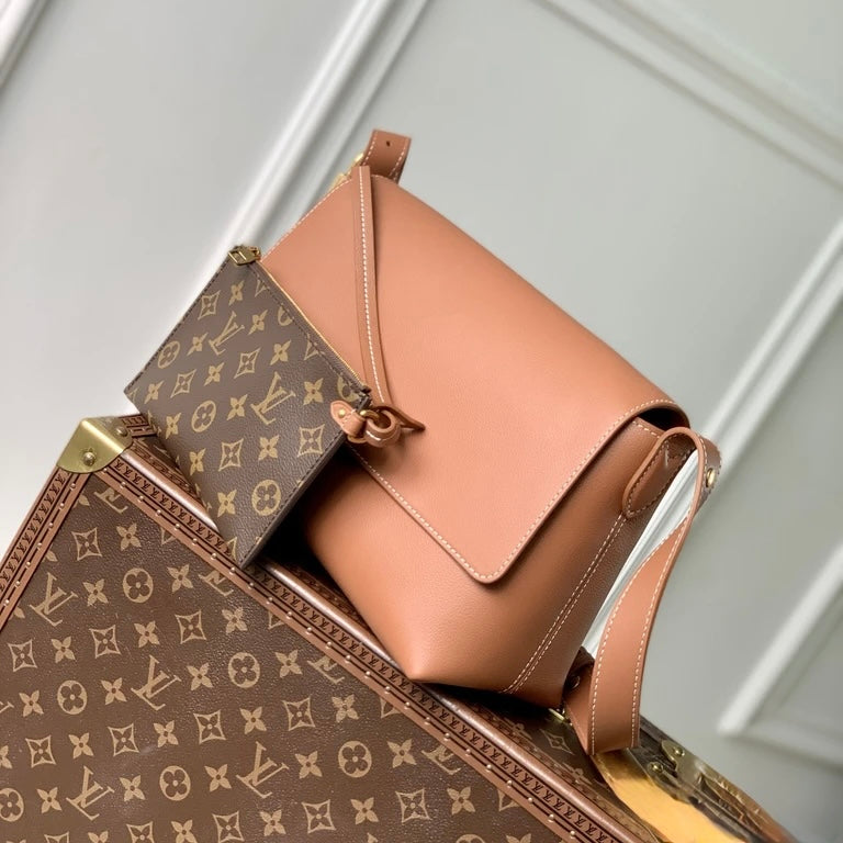 LV key messenger taba