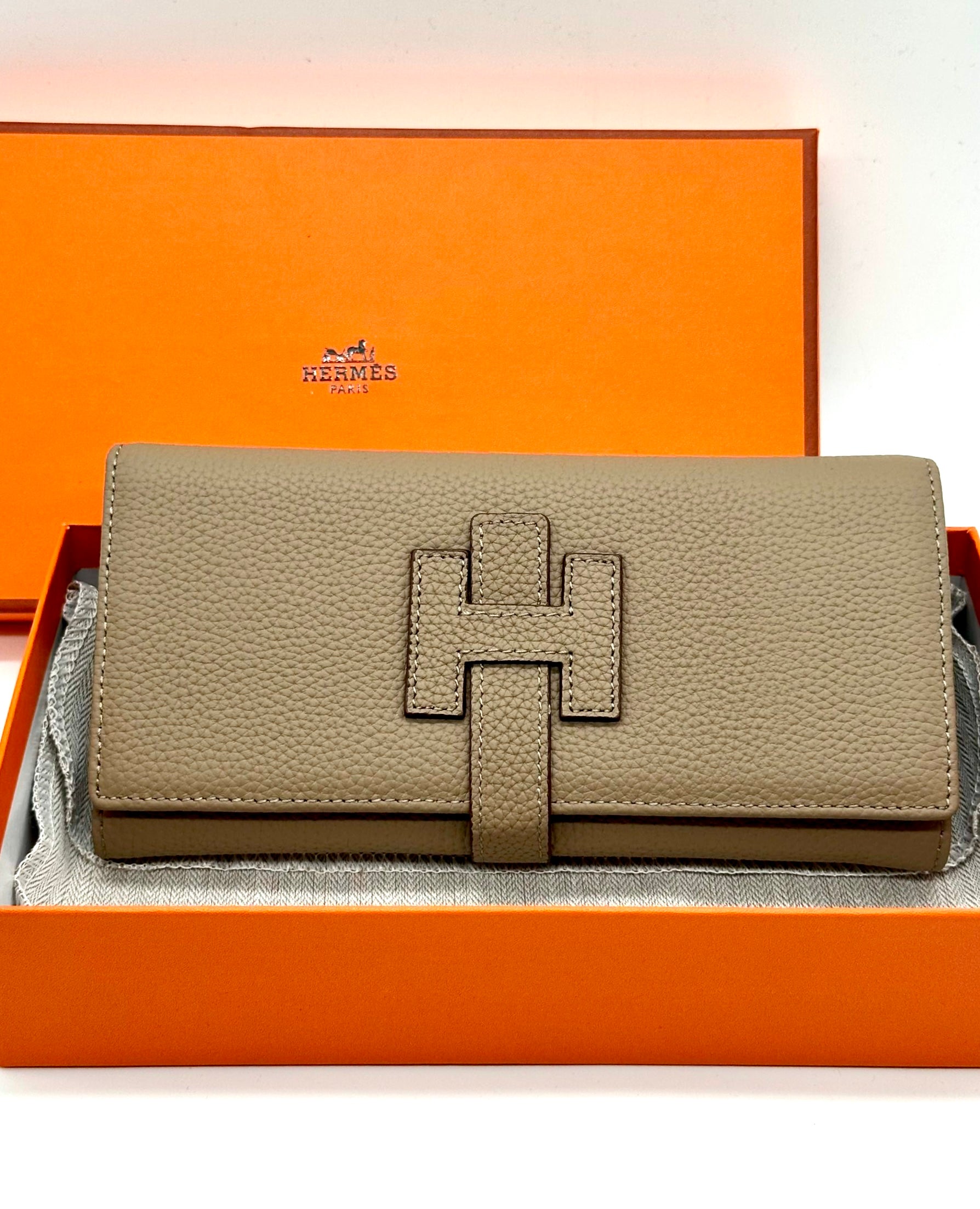 Hermes wallet elephant