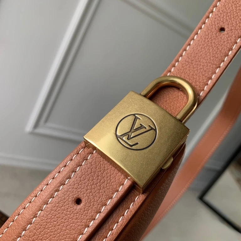 LV low key bumbag taba