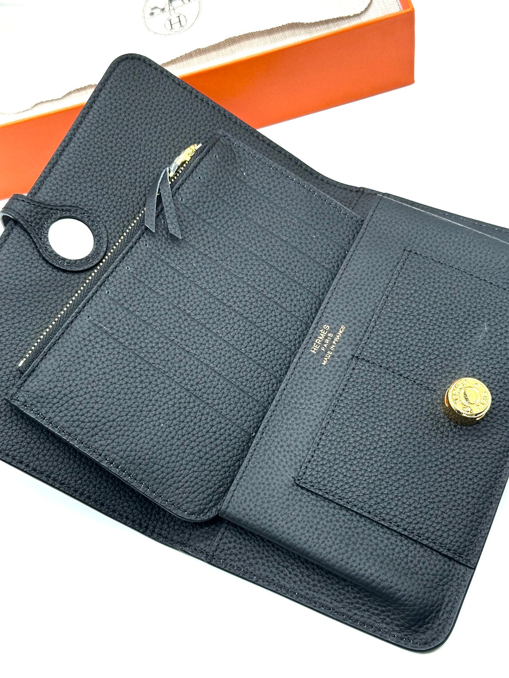 Hermes wallet dogon black