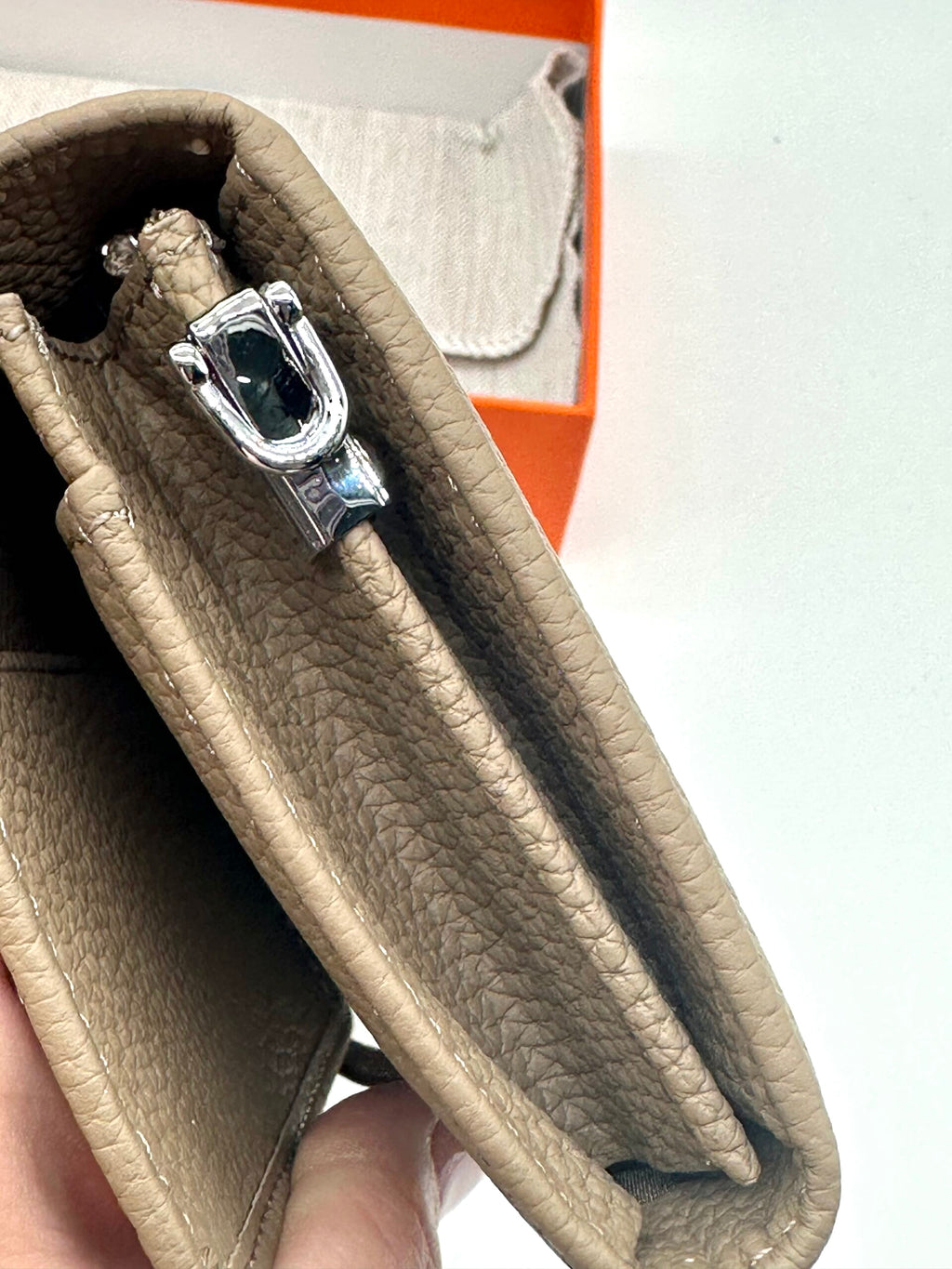 Hermes wallet elephant
